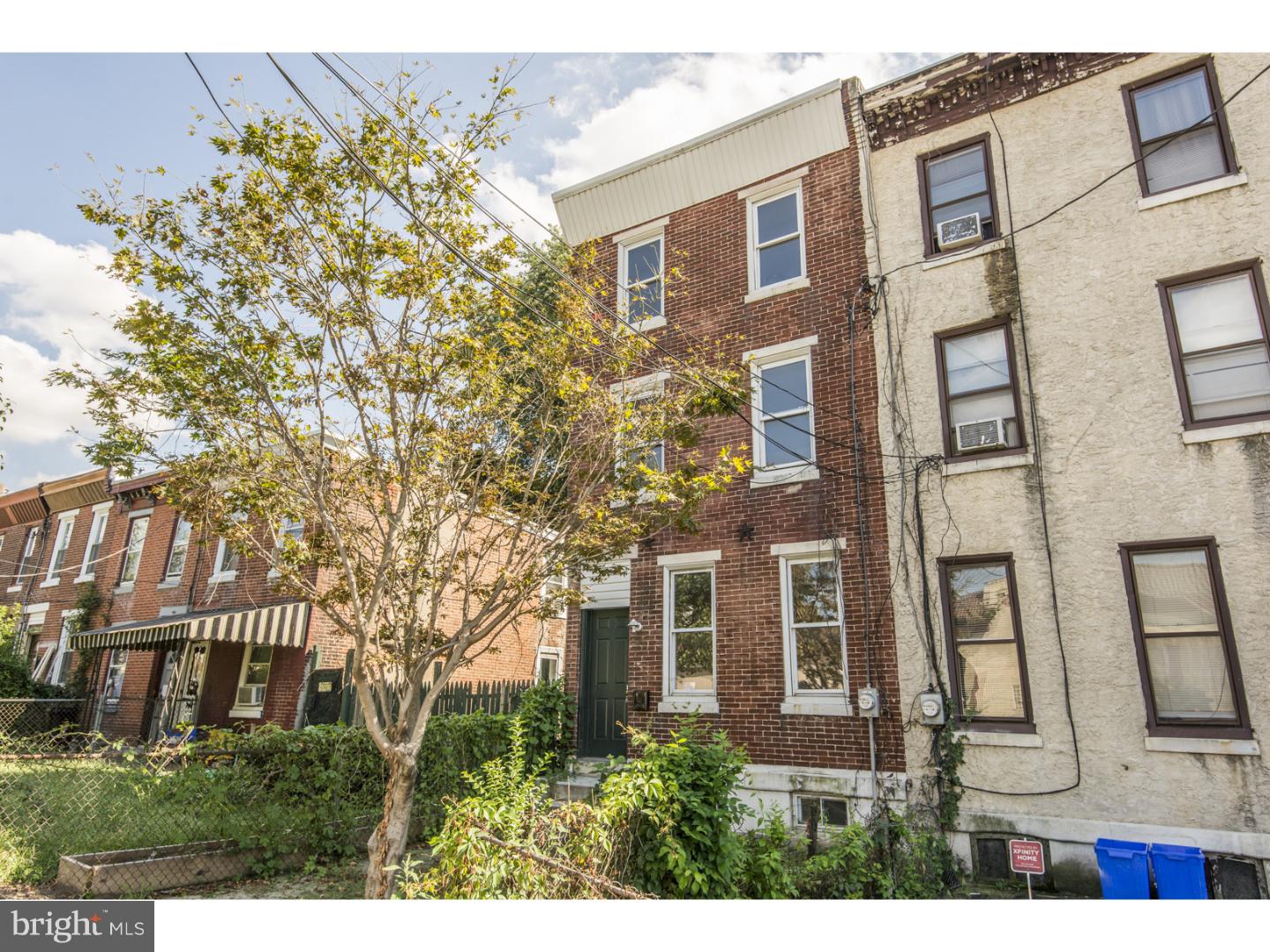 EAST FALLS - Residential Lease