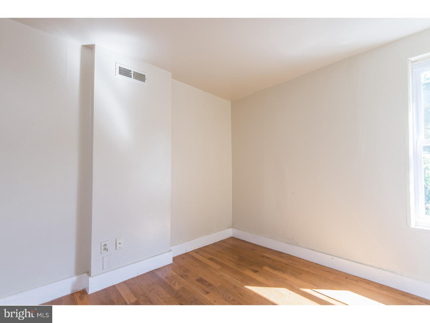 EAST FALLS - Residential Lease