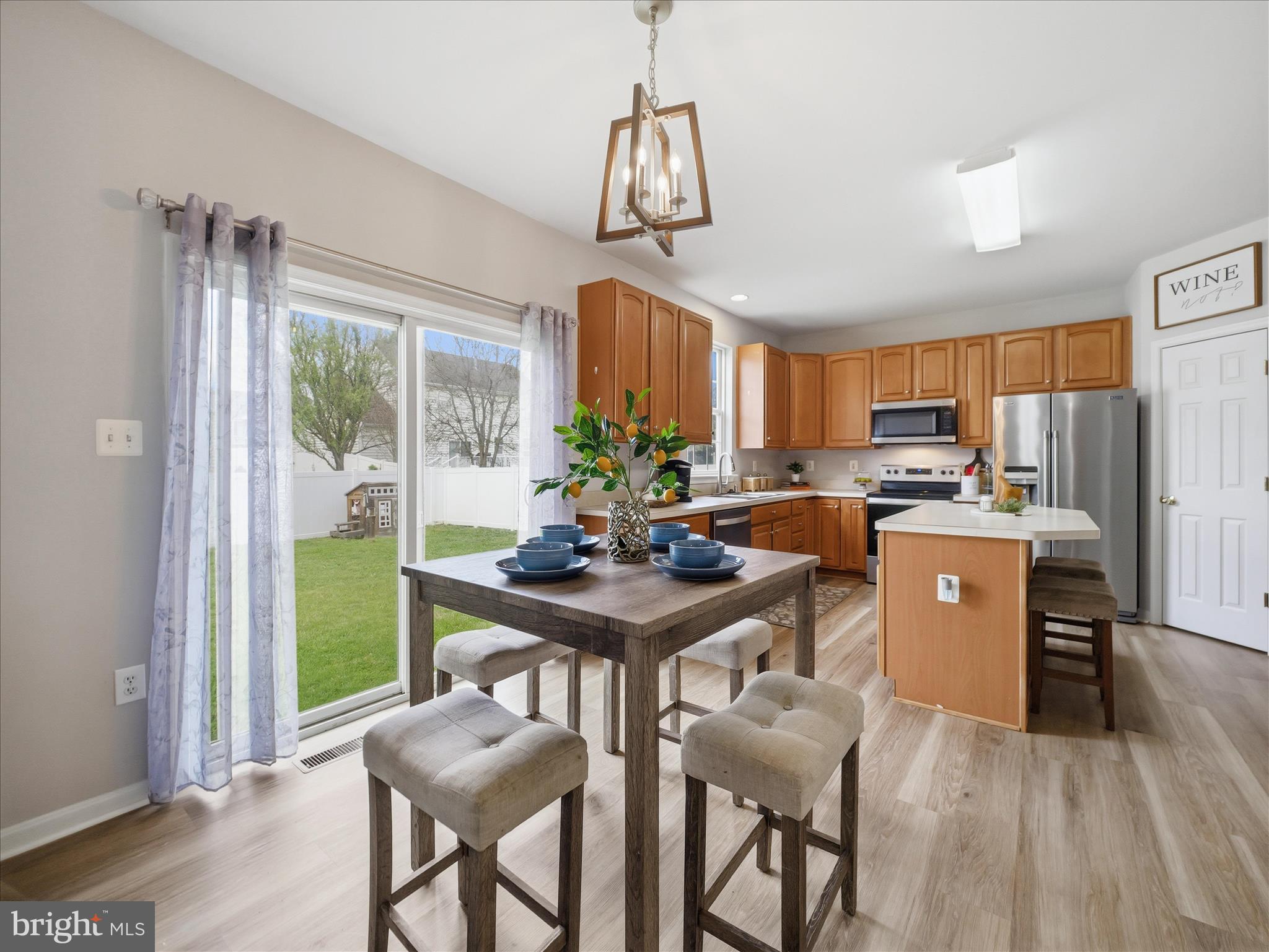 THE VILLAGE OF WASHINGTON TRAIL - Residential