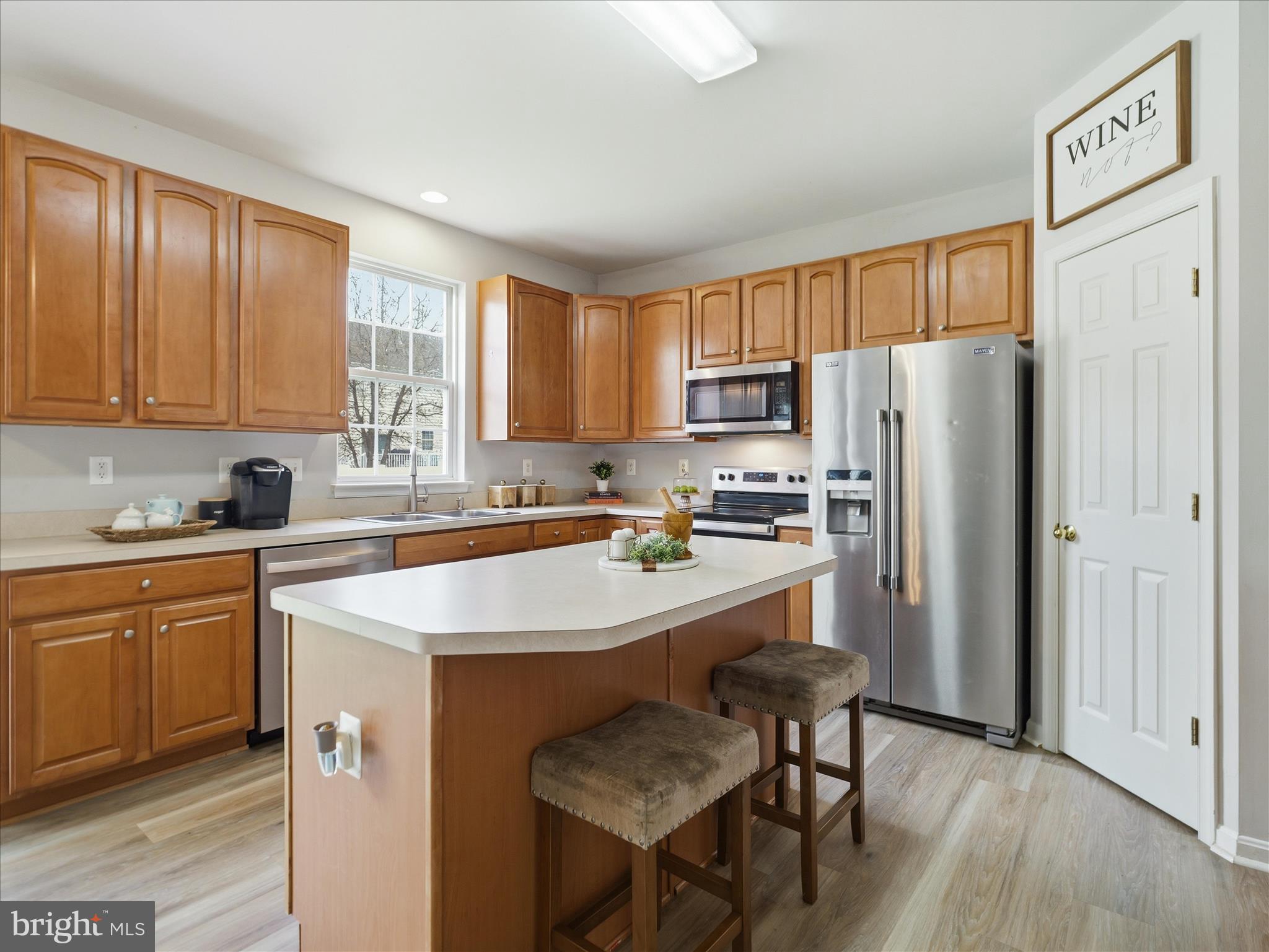 THE VILLAGE OF WASHINGTON TRAIL - Residential