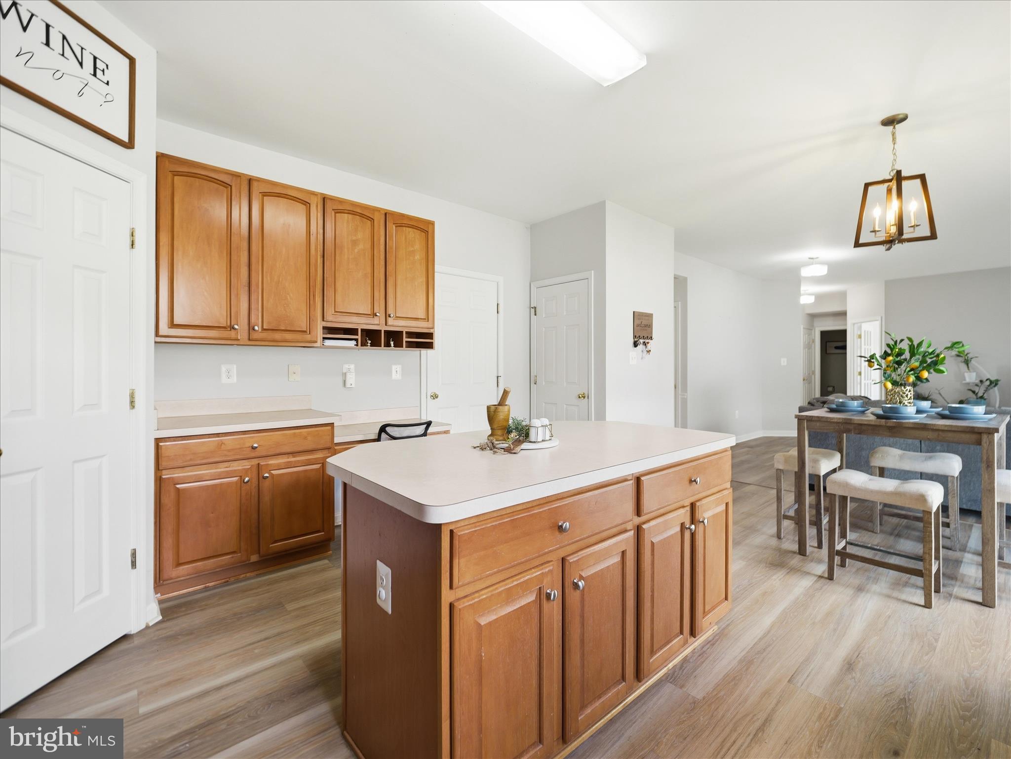 THE VILLAGE OF WASHINGTON TRAIL - Residential