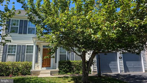 67 AUGUSTINE COURT KEARNEYSVILLE WV 25430