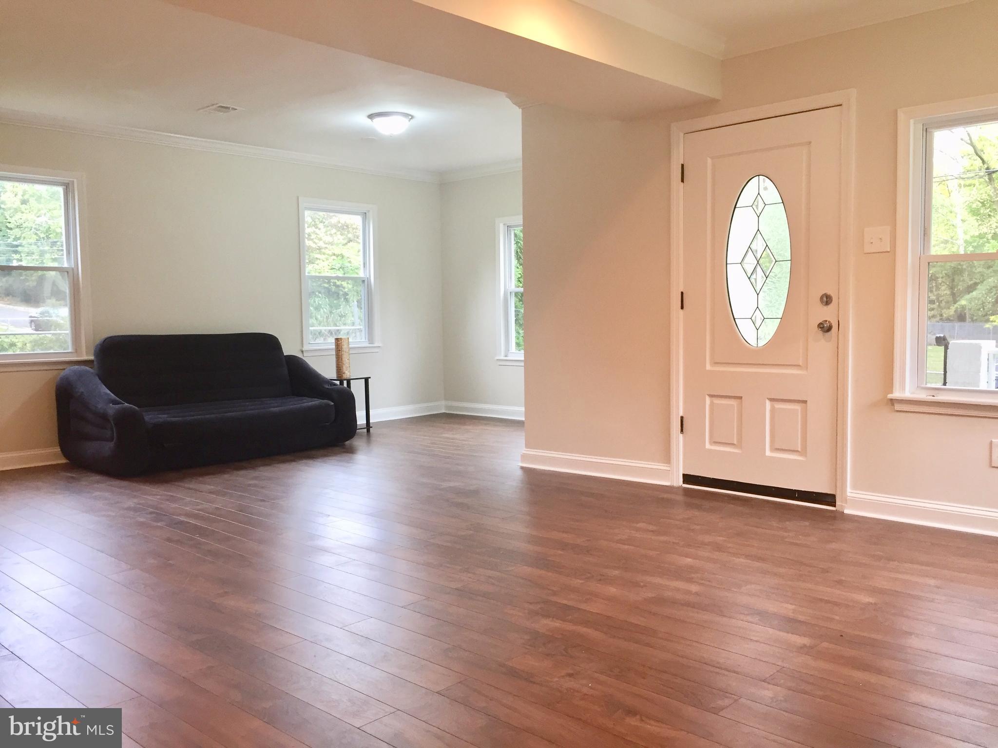 COLMAR MANOR- 1ST ADDN - Residential