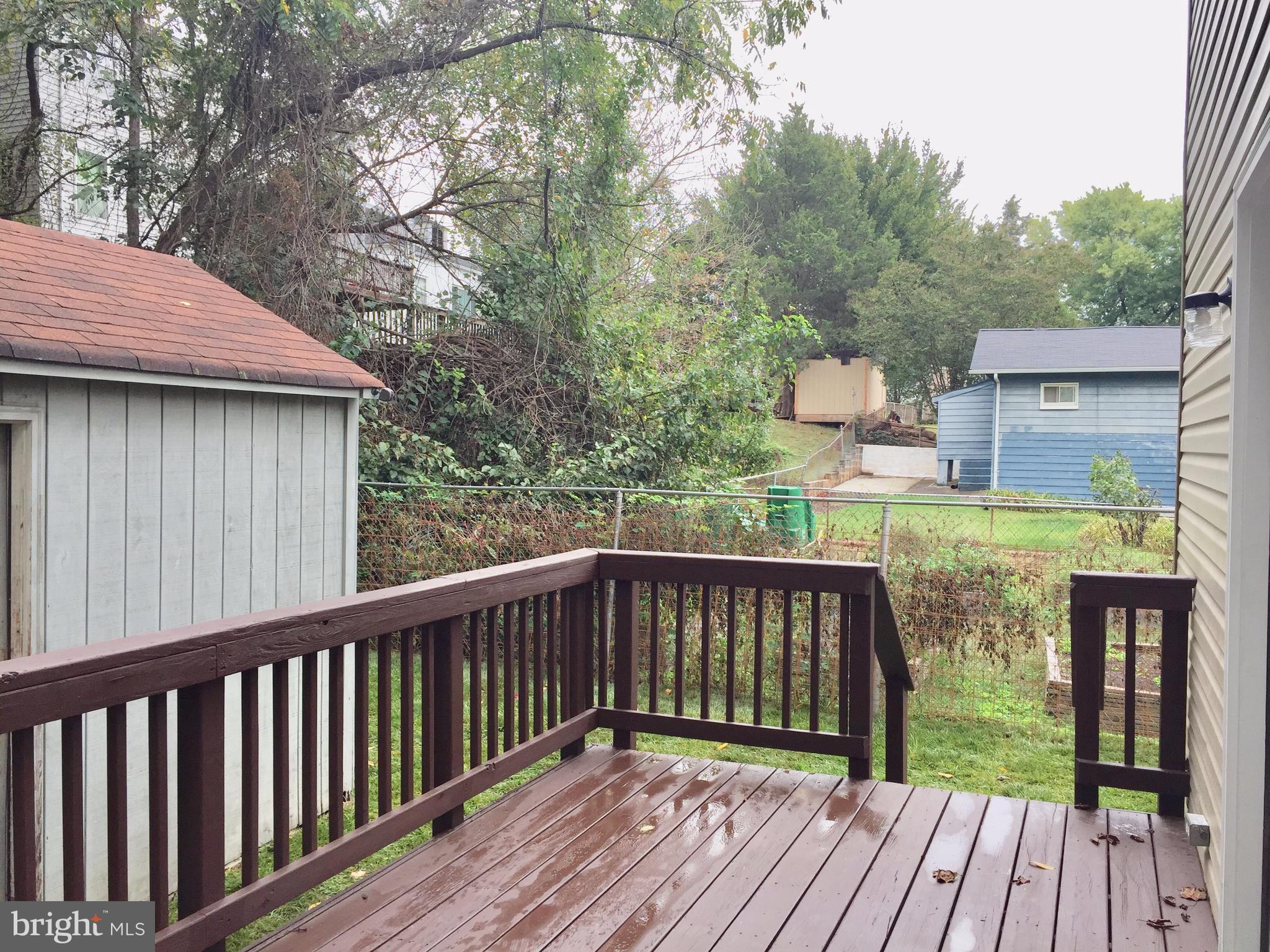 COLMAR MANOR- 1ST ADDN - Residential