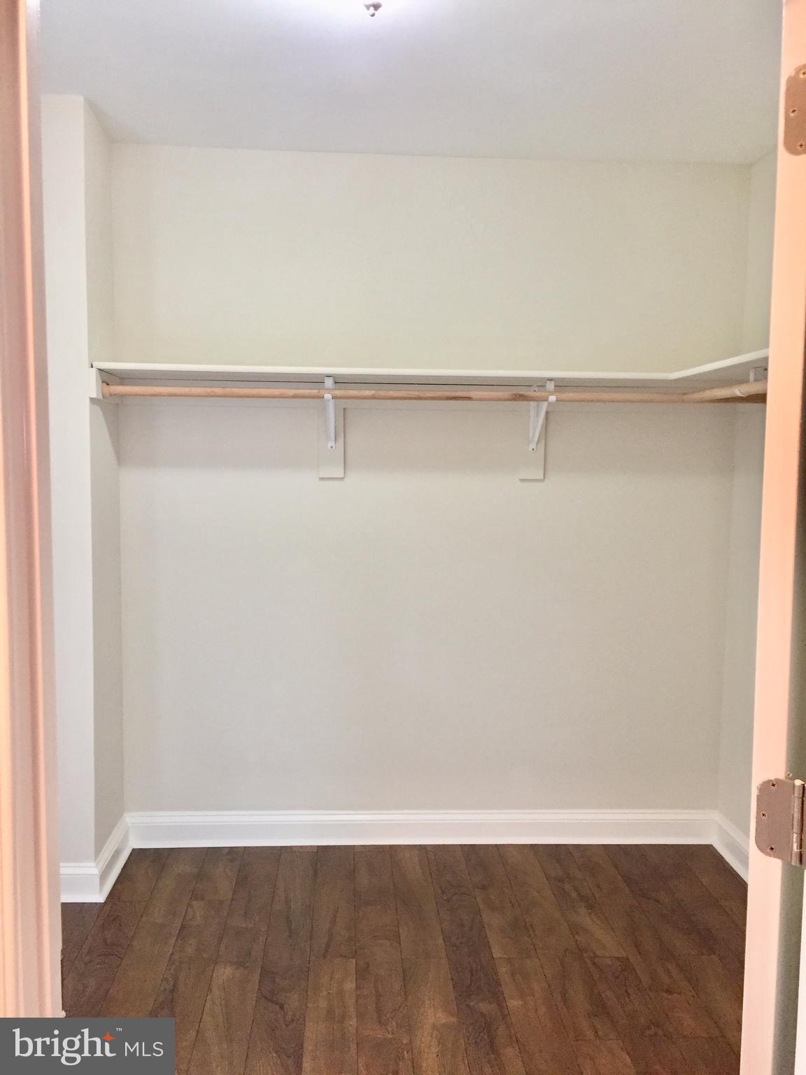 COLMAR MANOR- 1ST ADDN - Residential