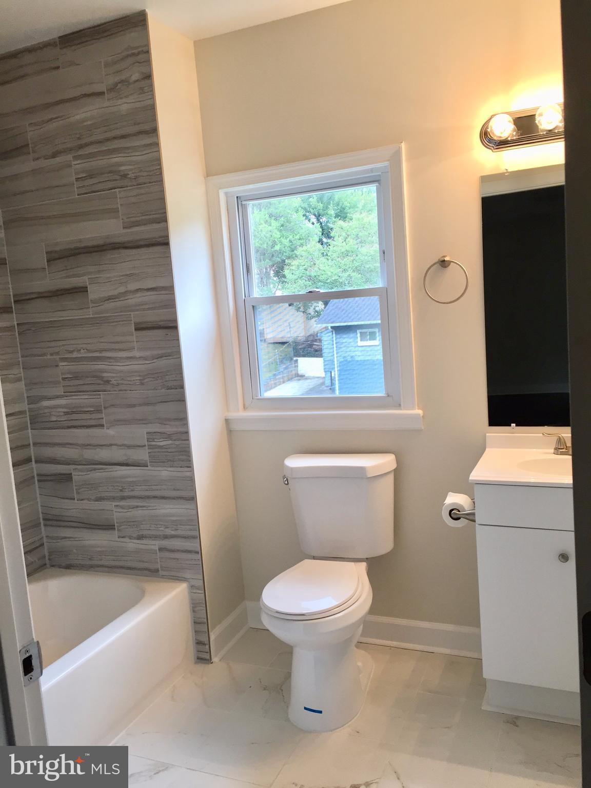 COLMAR MANOR- 1ST ADDN - Residential