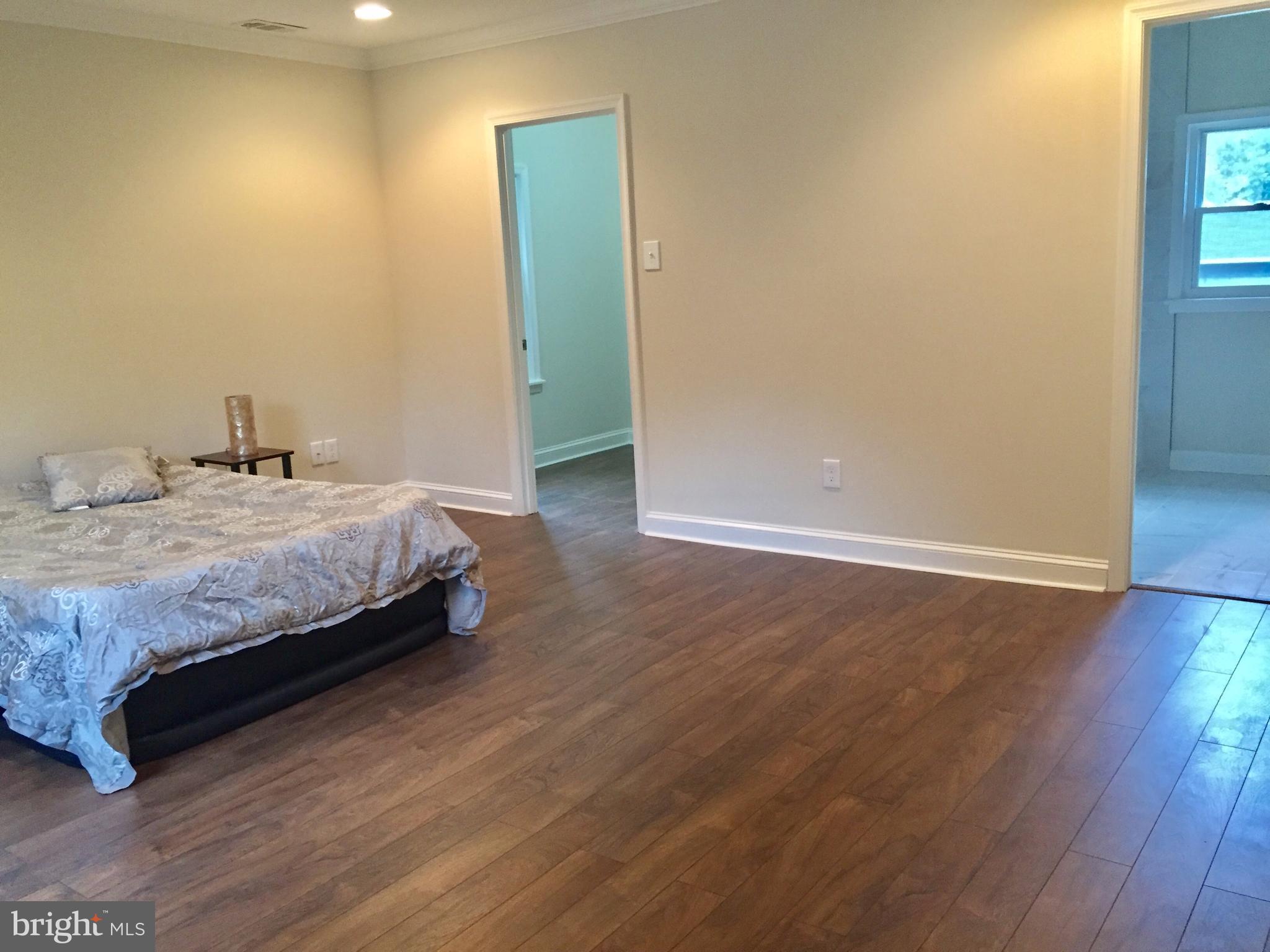 COLMAR MANOR- 1ST ADDN - Residential