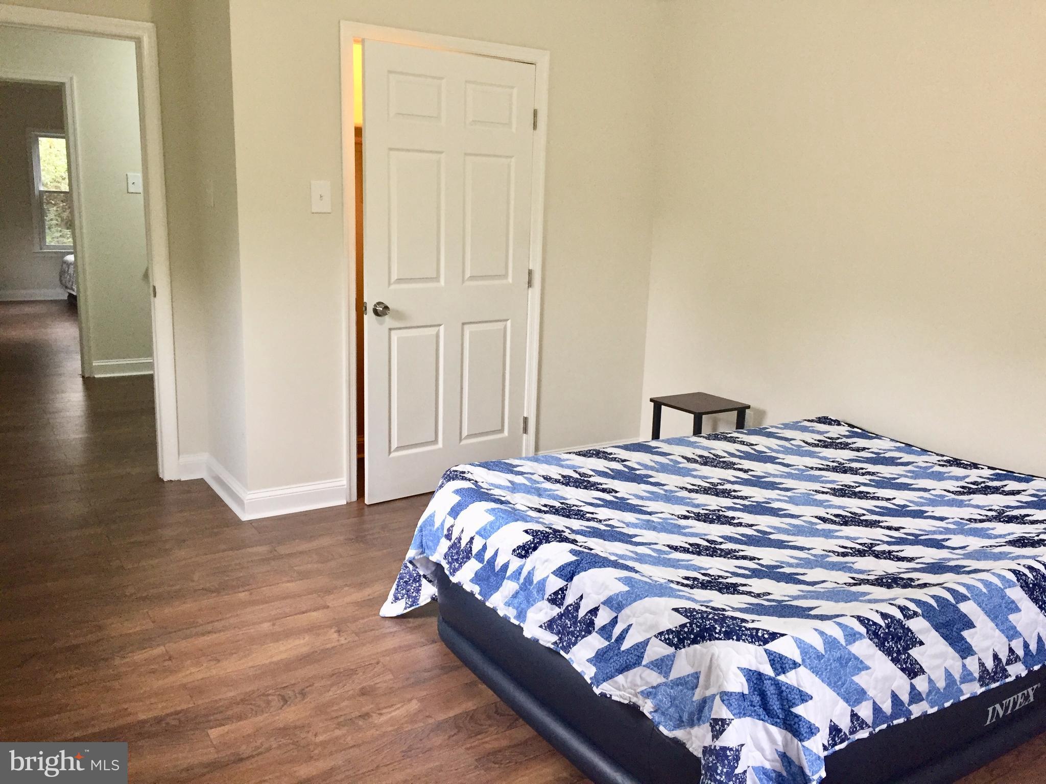 COLMAR MANOR- 1ST ADDN - Residential