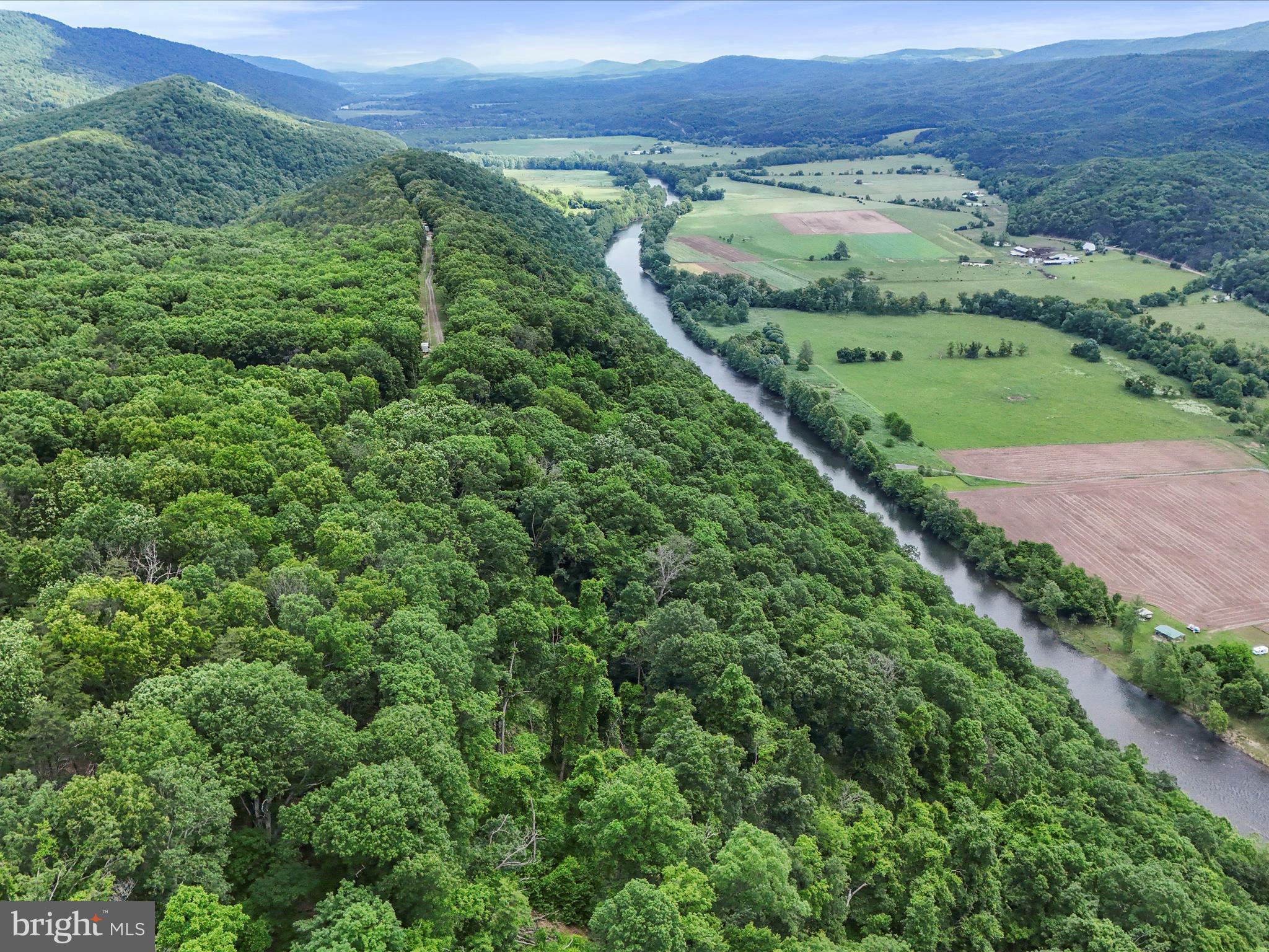 POTOMAC ISLAND RIDGE - Land
