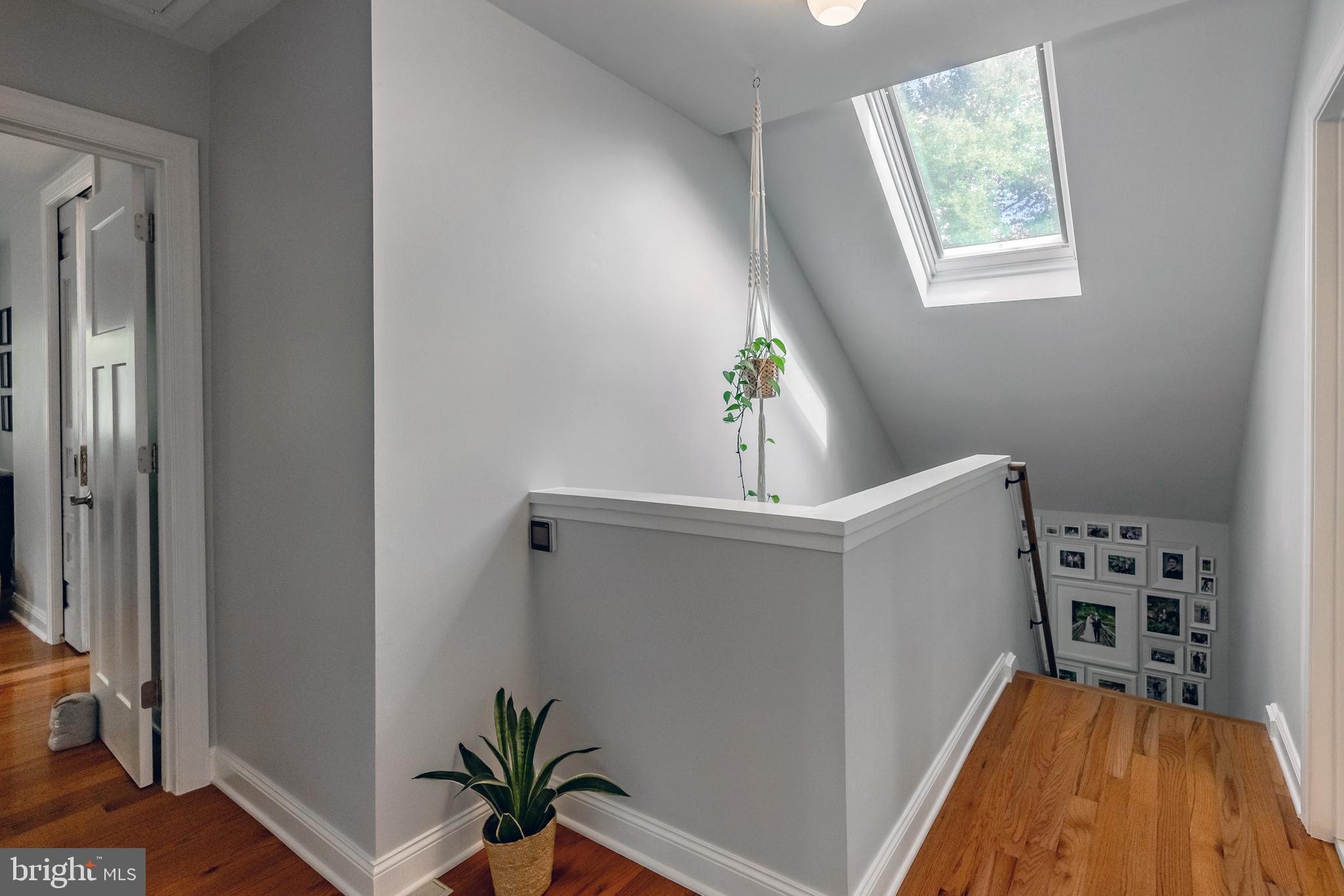 NEWTOWN SQ - Residential