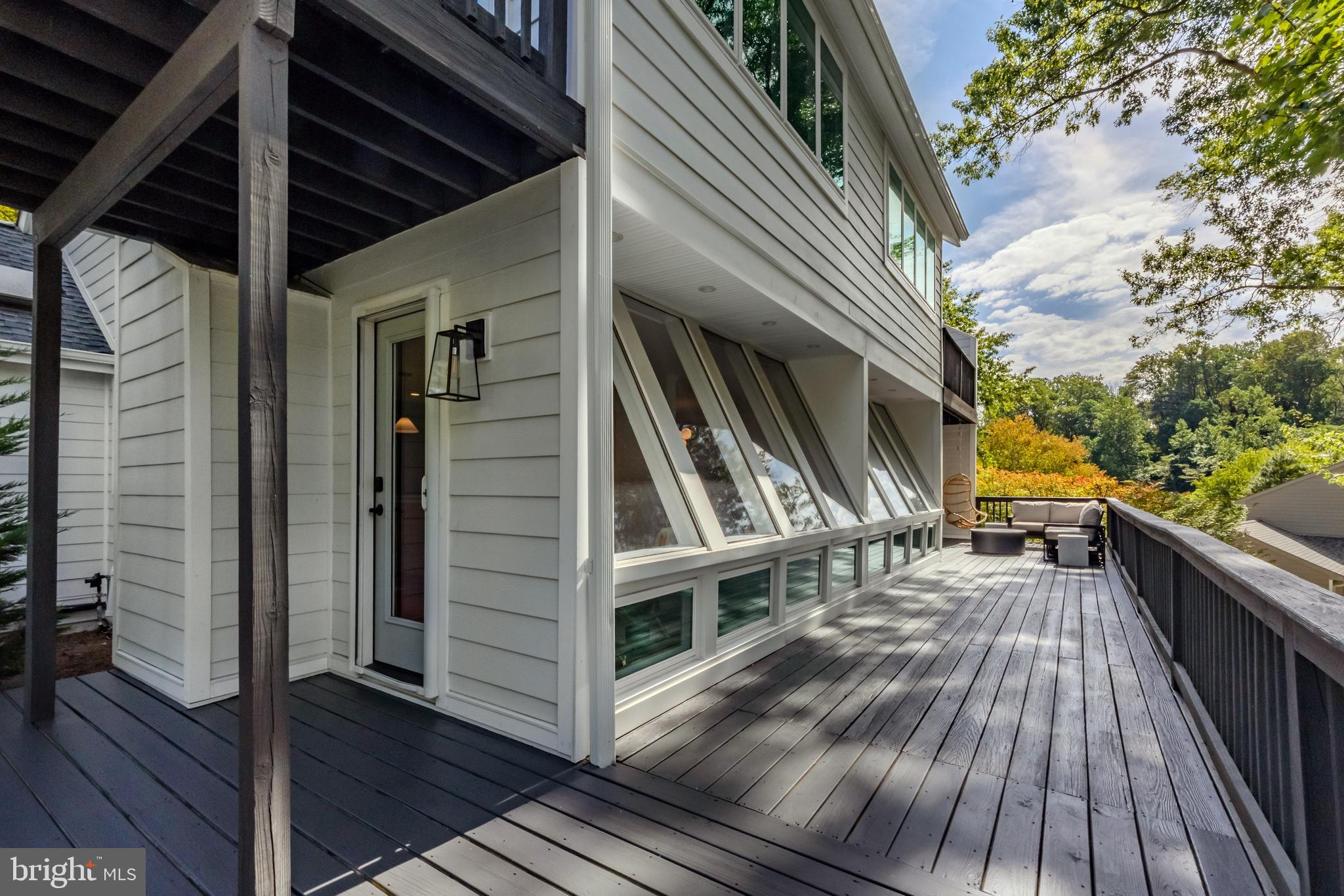 NEWTOWN SQ - Residential