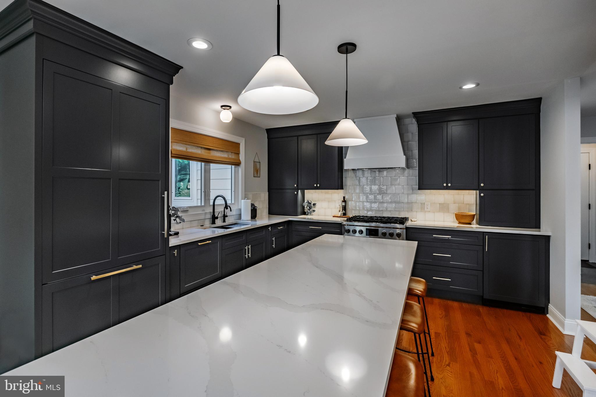 NEWTOWN SQ - Residential