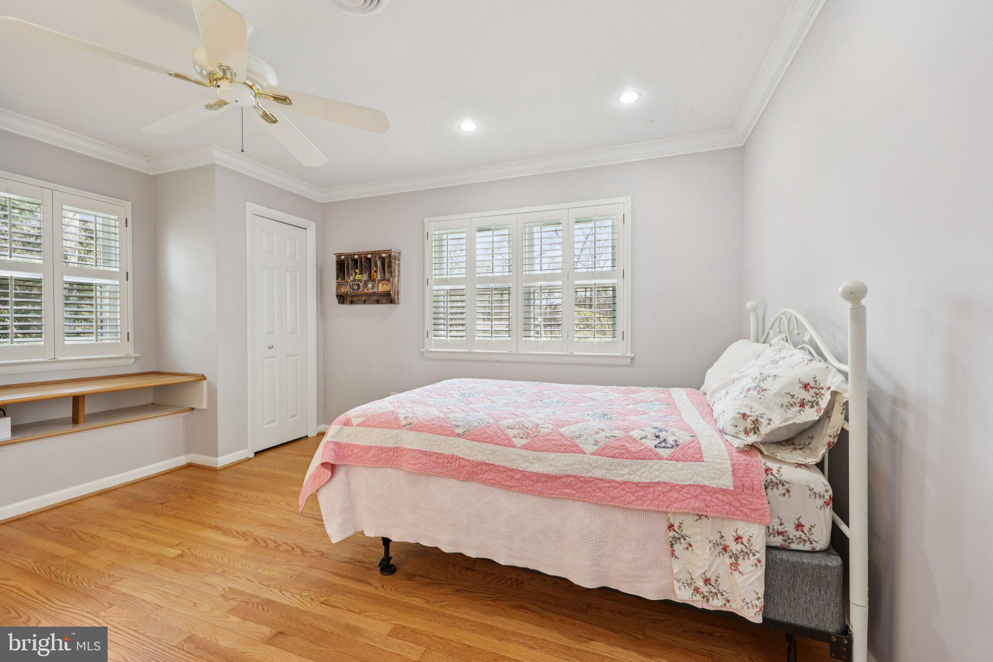 PLEASANT RIDGE - Residential