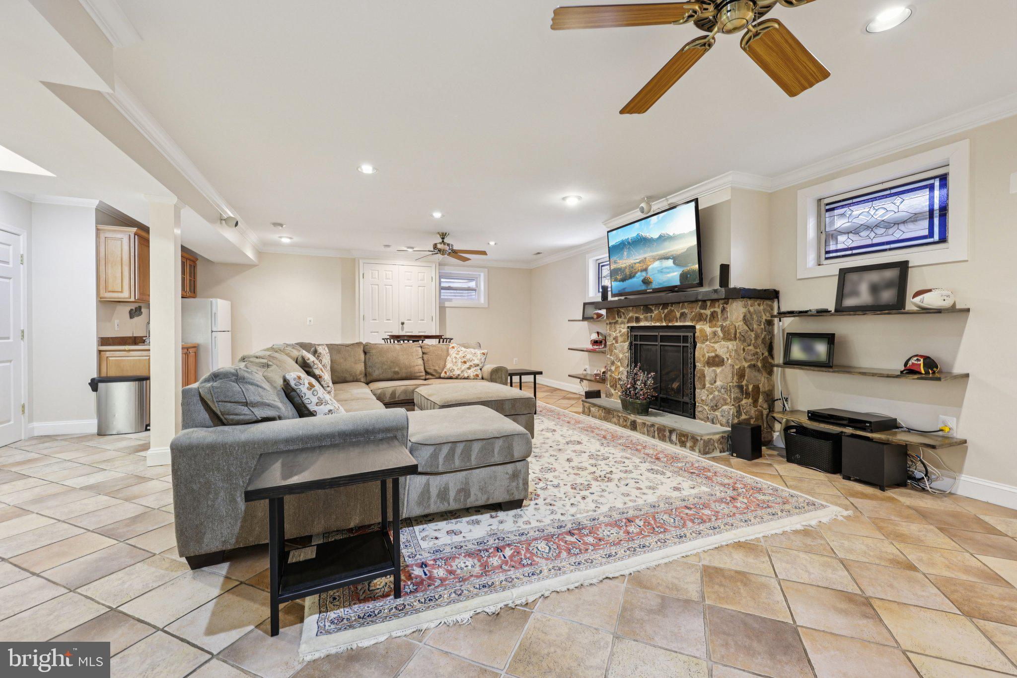 PLEASANT RIDGE - Residential