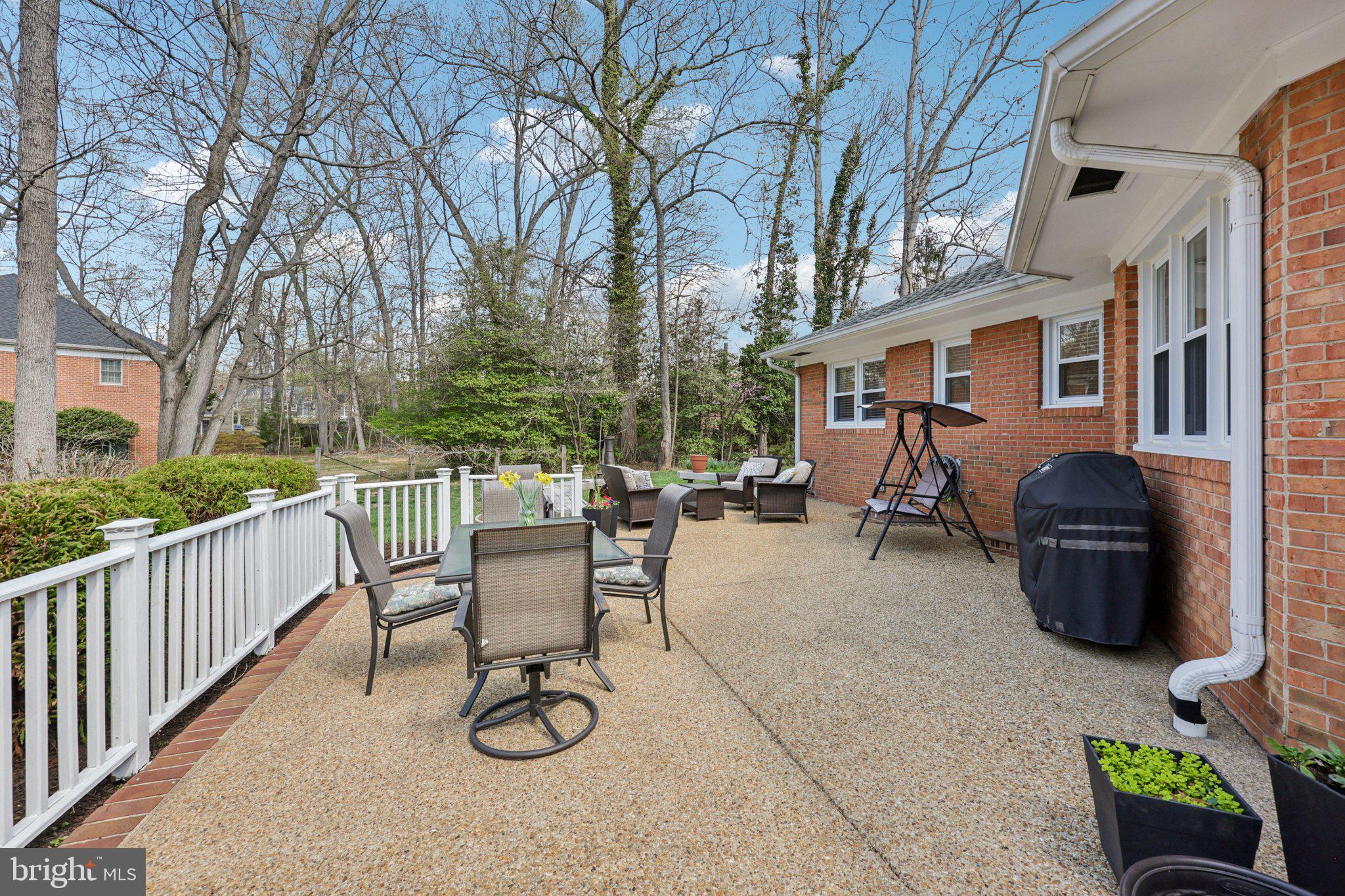 PLEASANT RIDGE - Residential