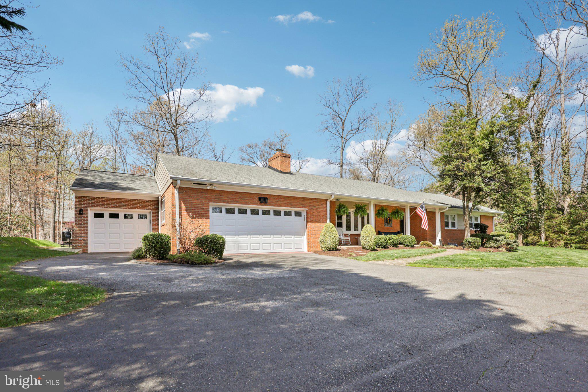 PLEASANT RIDGE - Residential