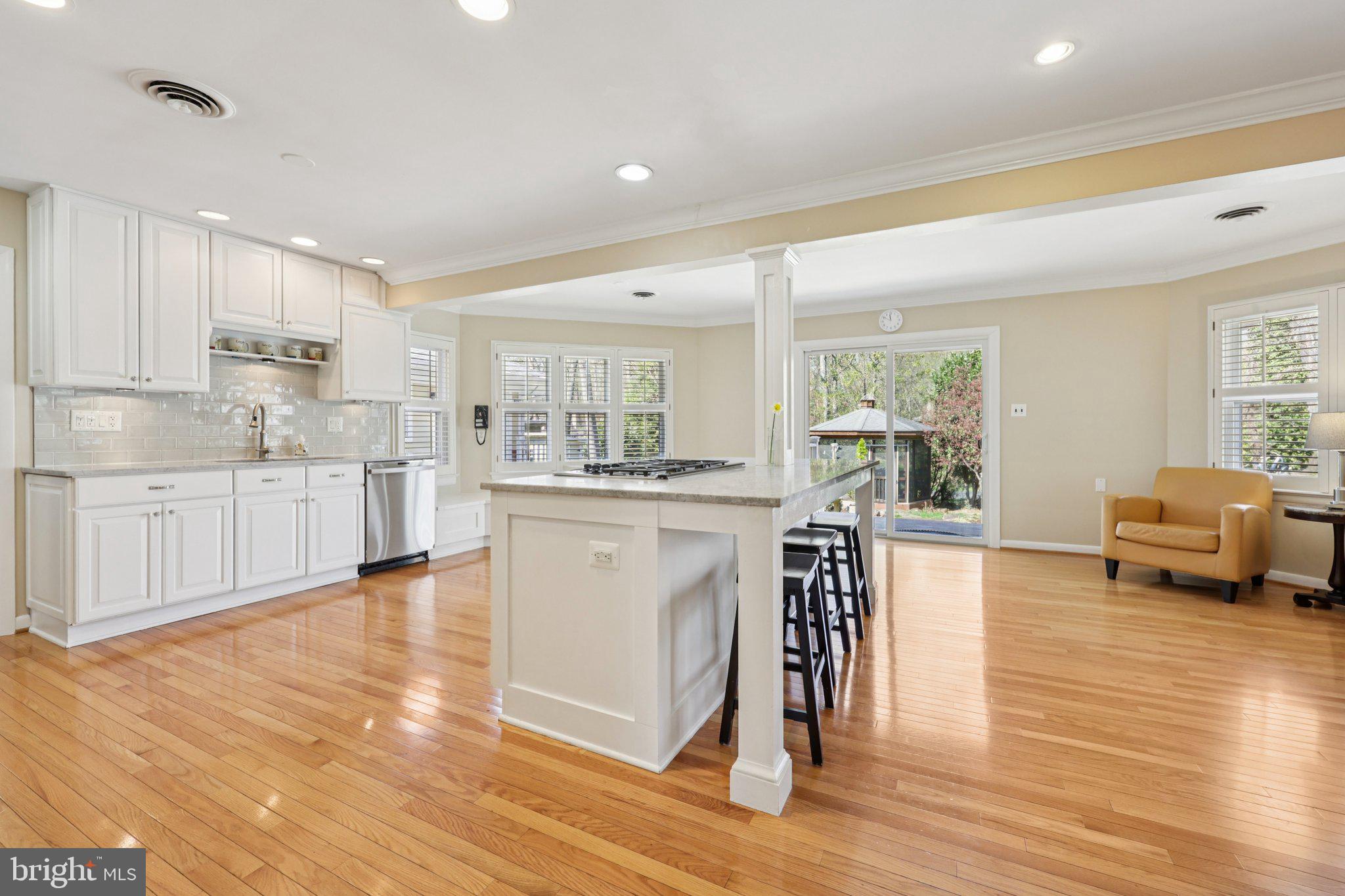 PLEASANT RIDGE - Residential