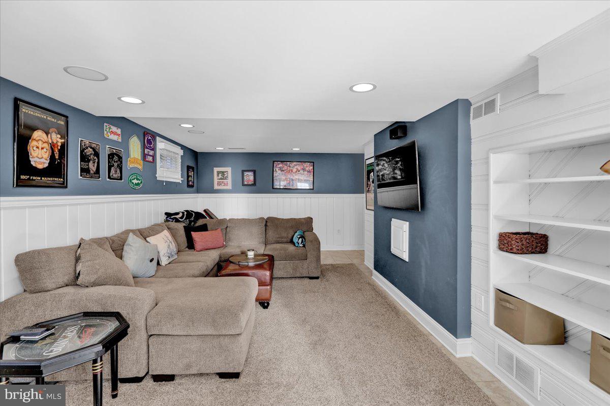 HAMILTON PARK - Residential