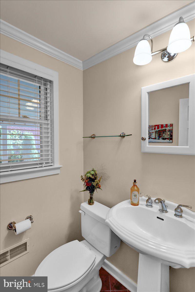 HAMILTON PARK - Residential