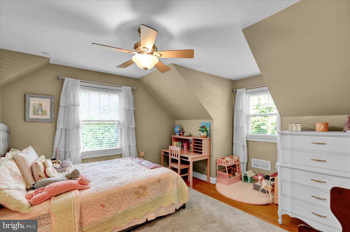 HAMILTON PARK - Residential