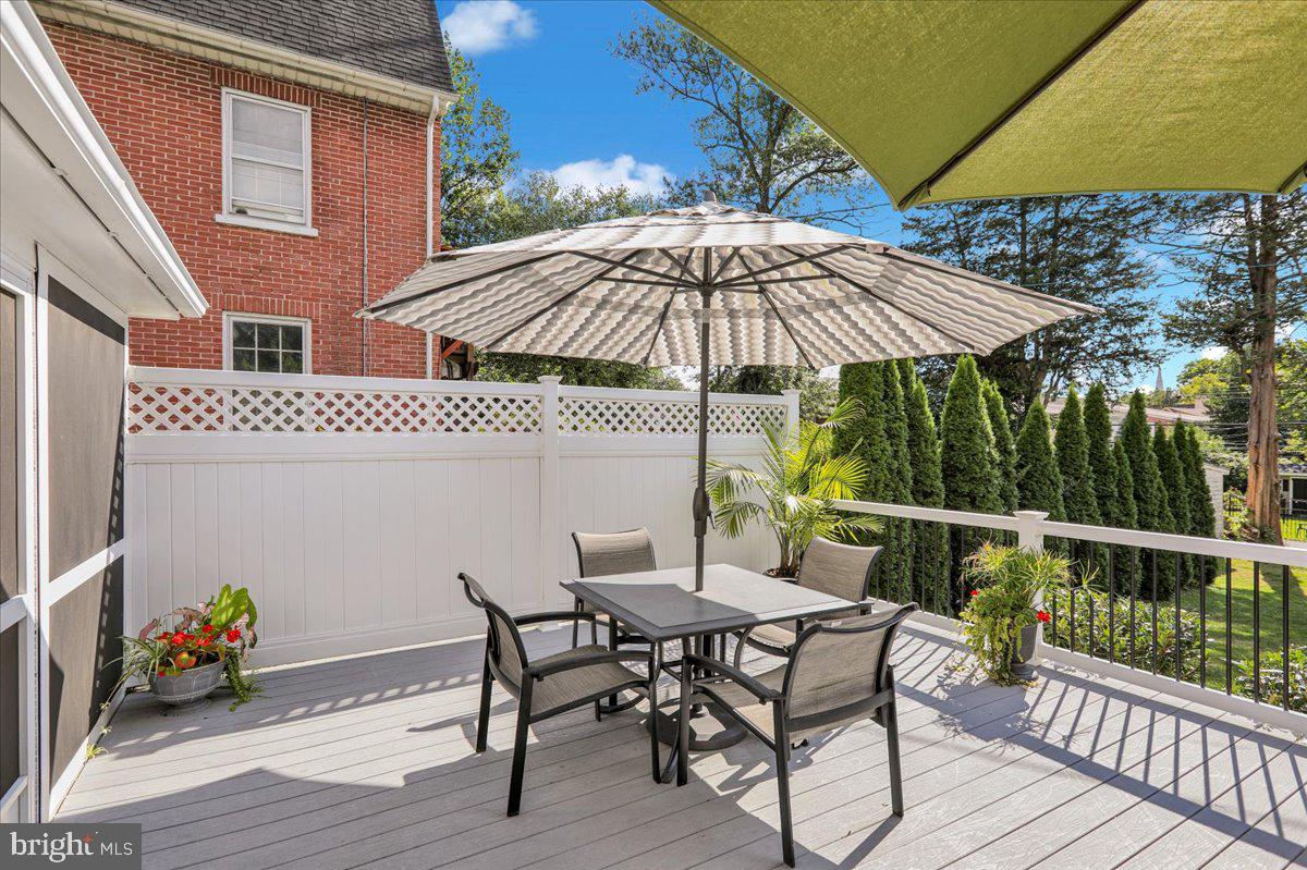 HAMILTON PARK - Residential