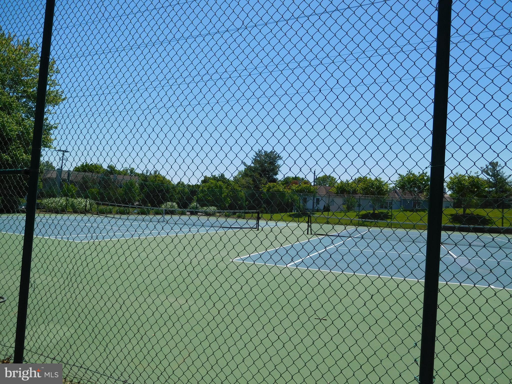 LANDSDOWNE - Residential Lease