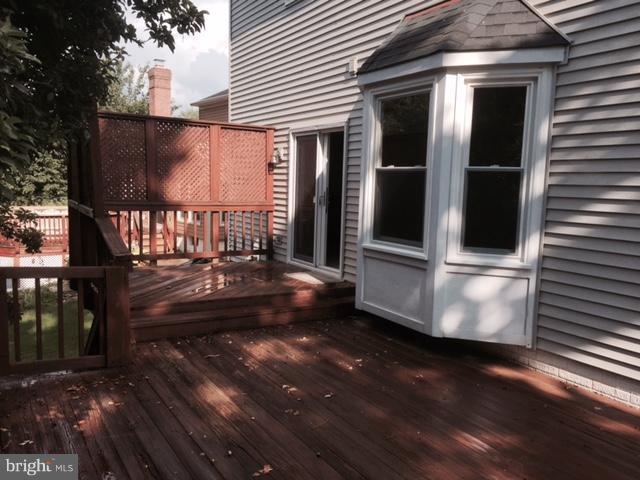 LANDSDOWNE - Residential Lease