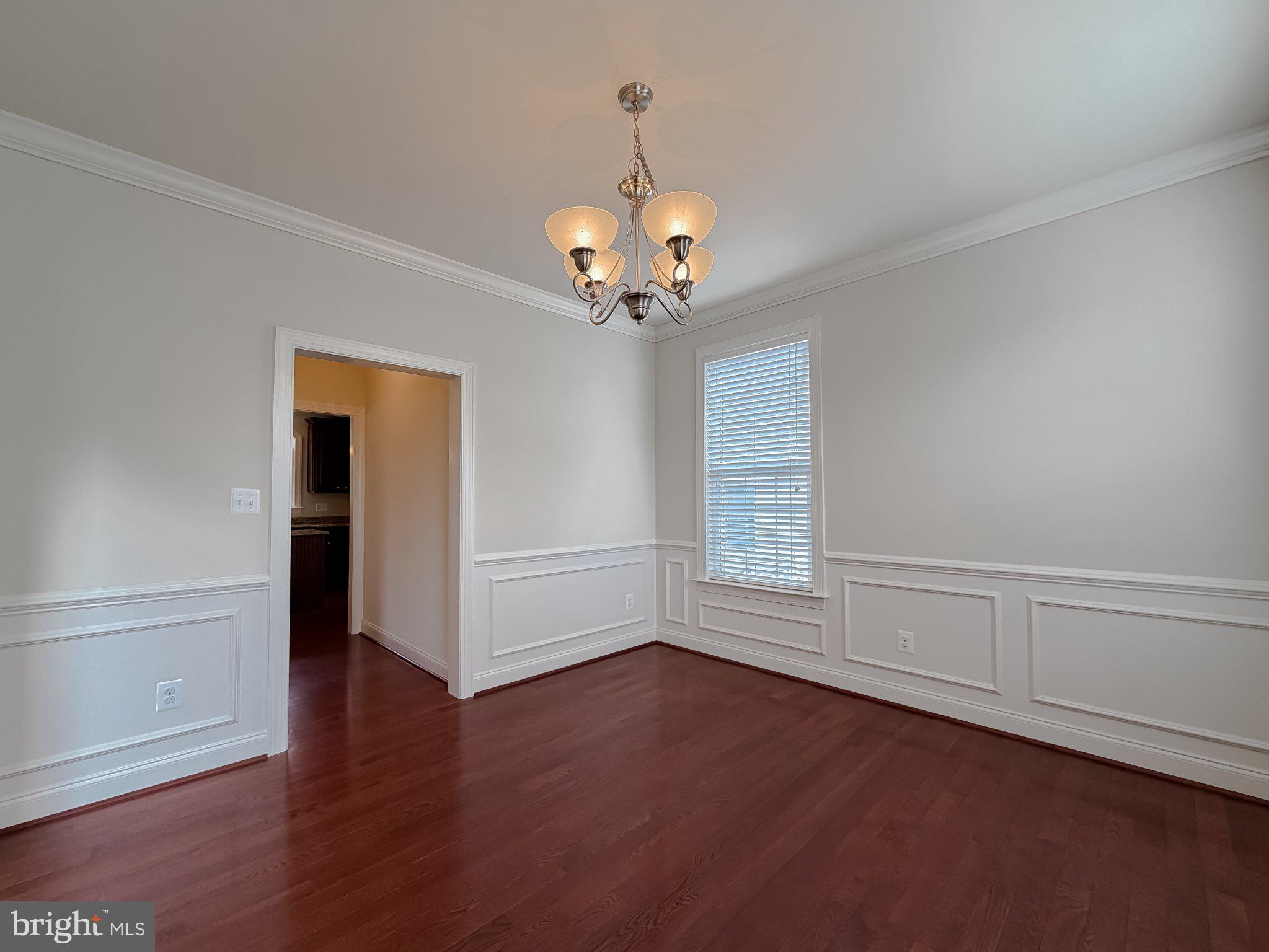 LEONARDS GRANT - Residential