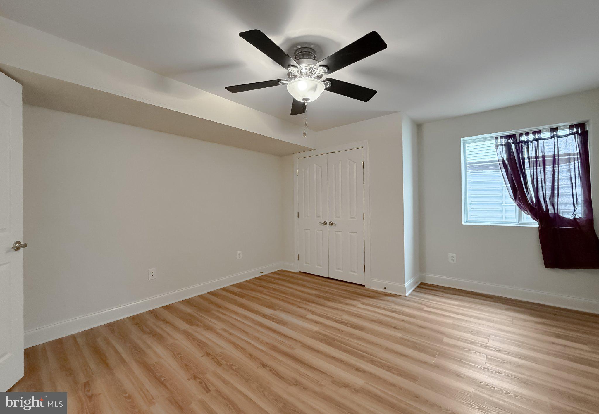 LEONARDS GRANT - Residential