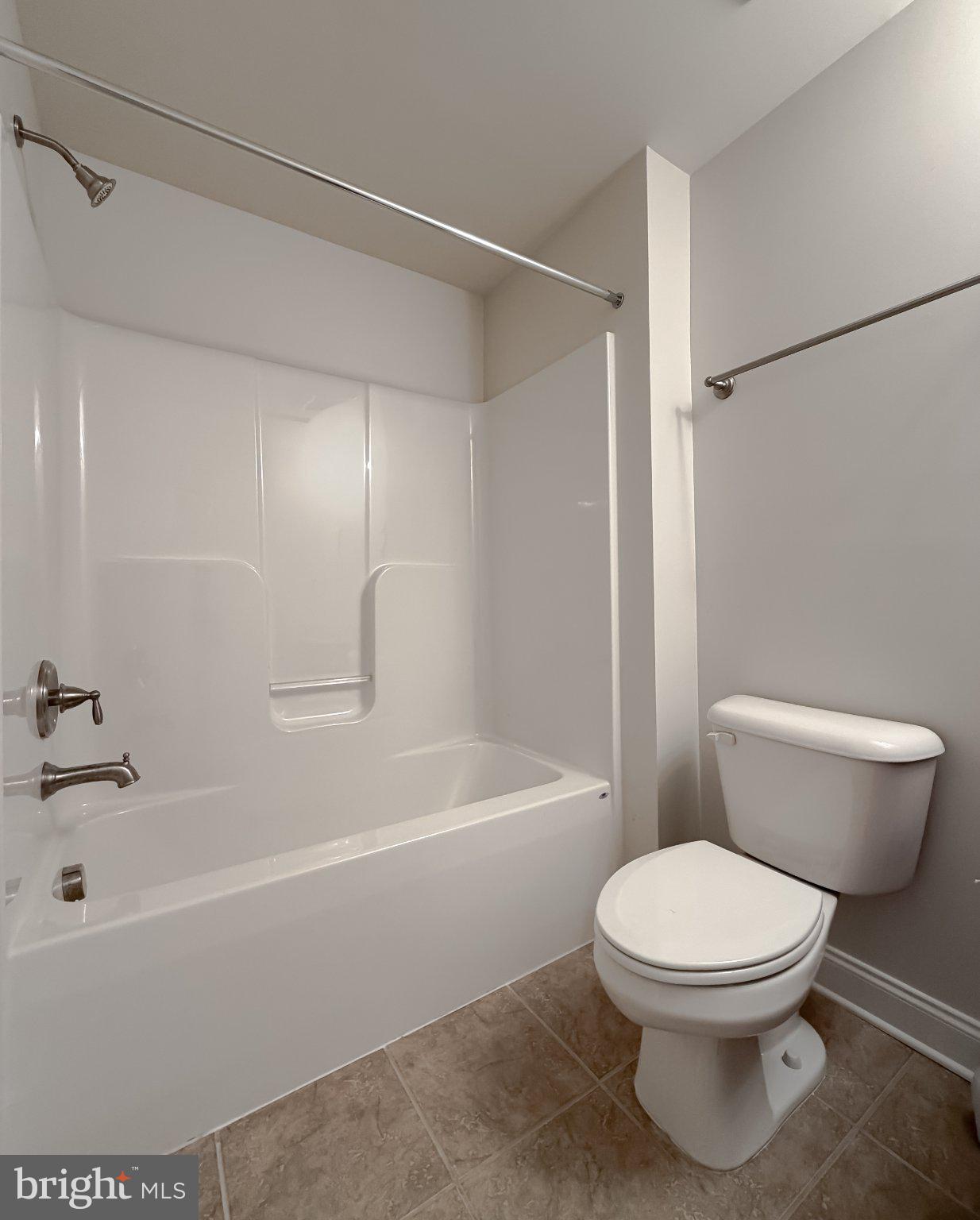 LEONARDS GRANT - Residential