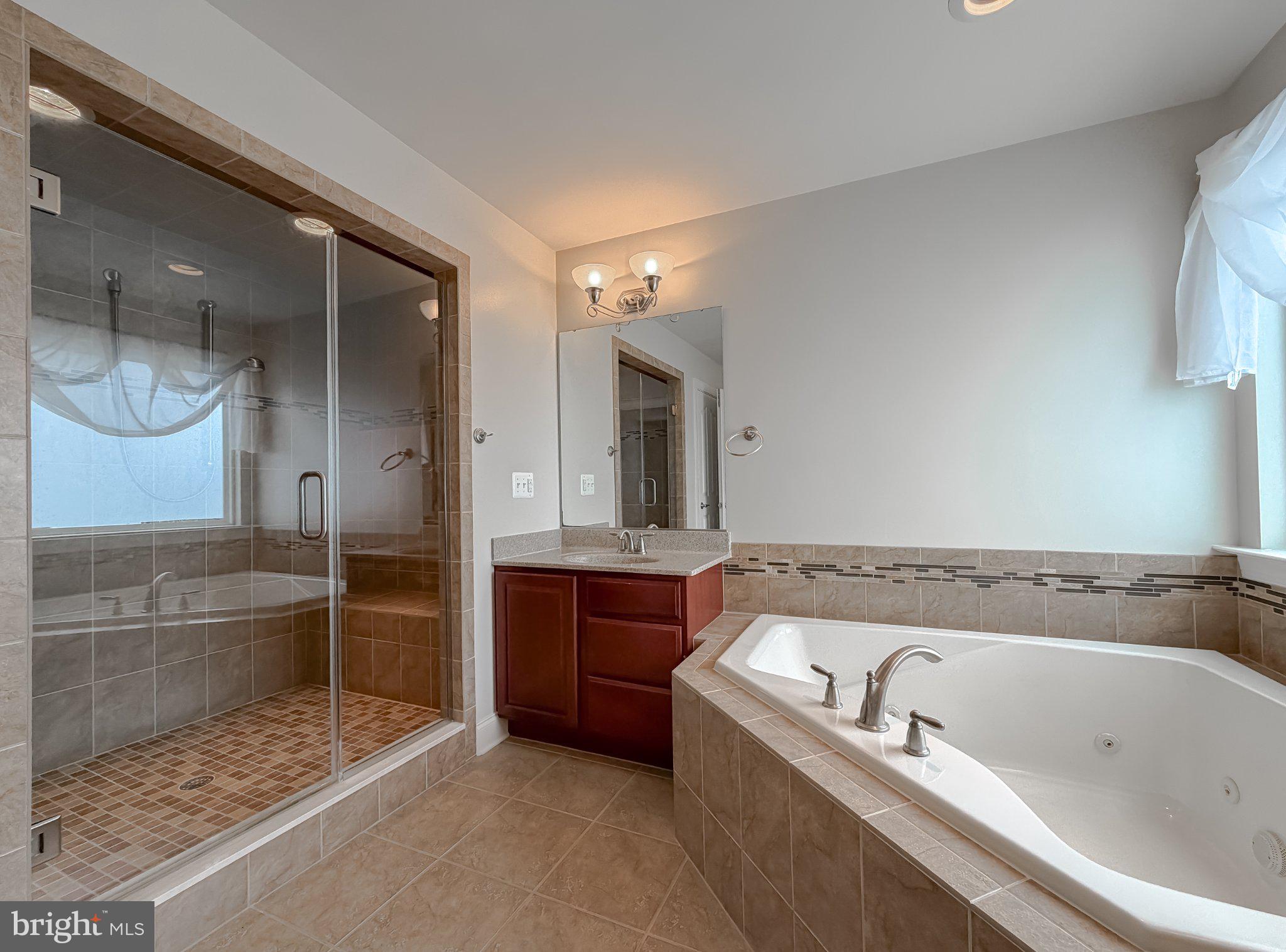 LEONARDS GRANT - Residential