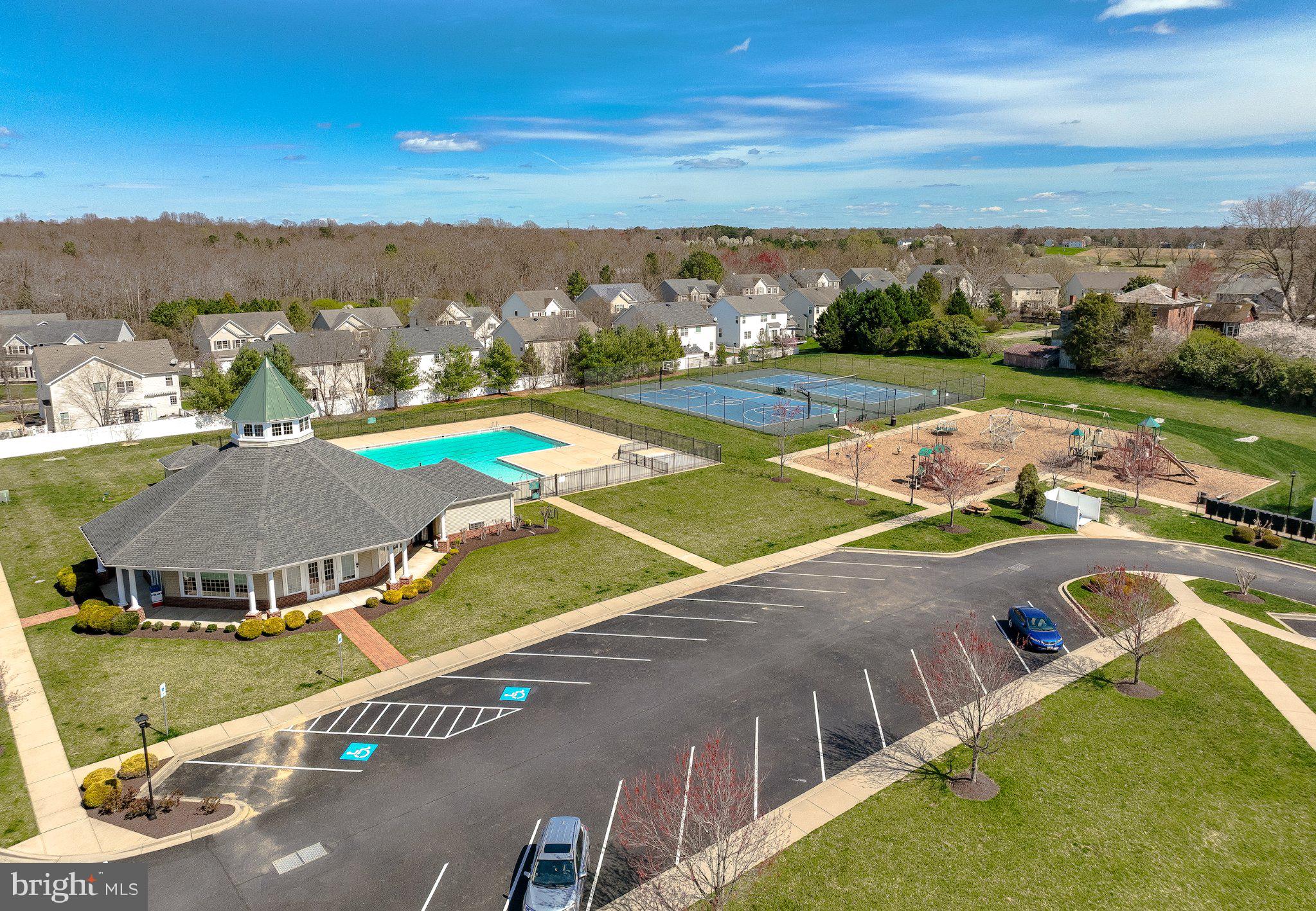 LEONARDS GRANT - Residential