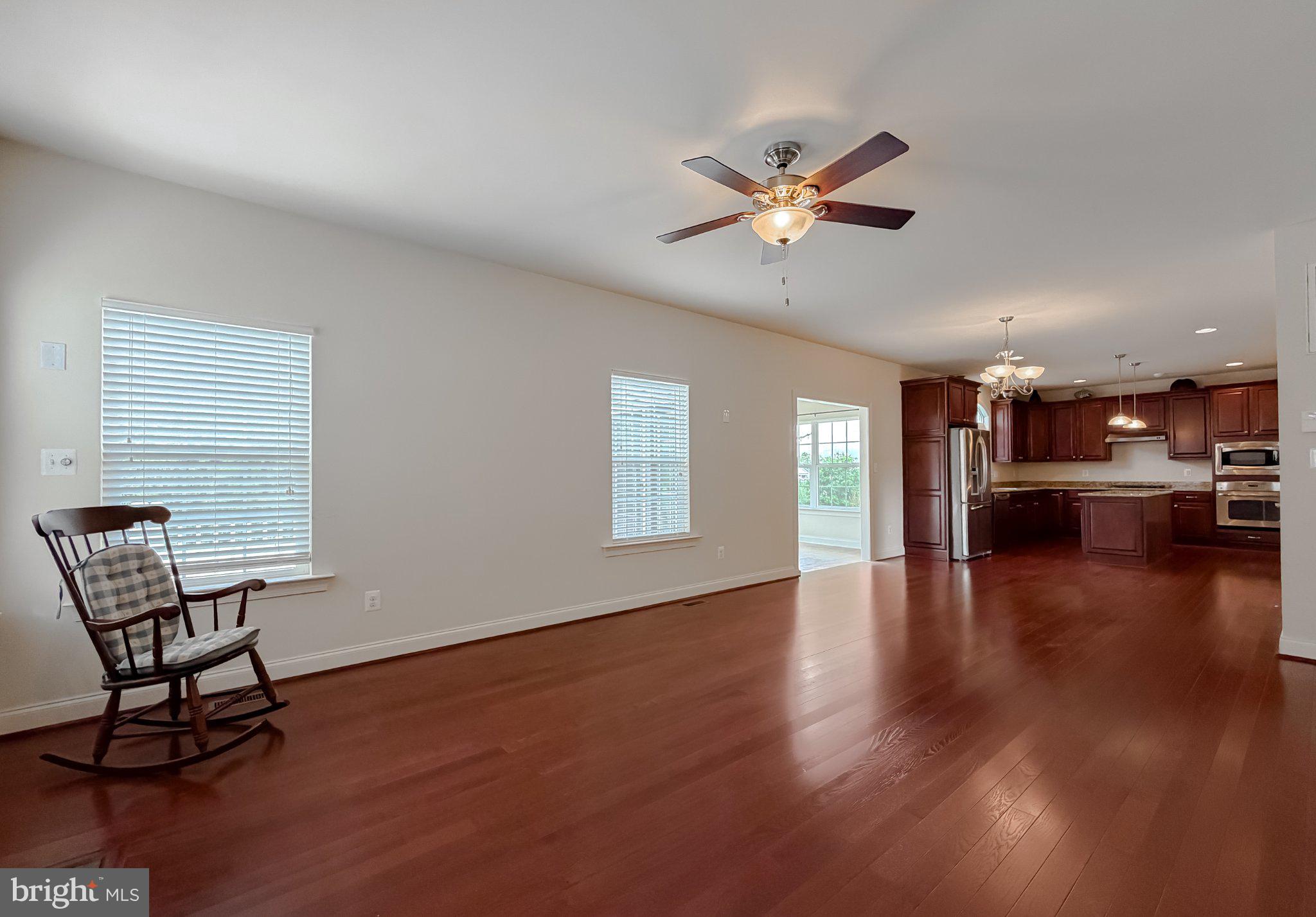 LEONARDS GRANT - Residential