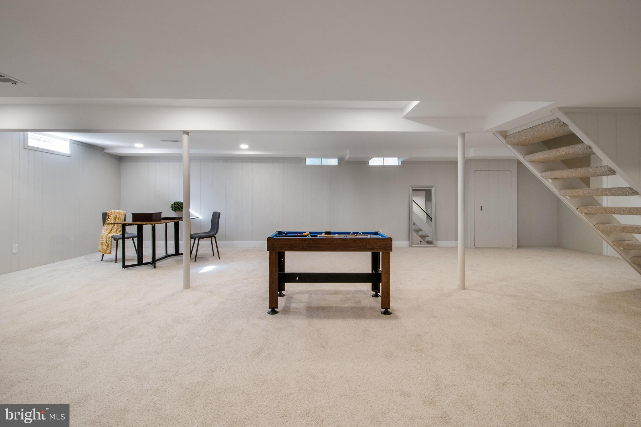 FOX HILLS - Residential