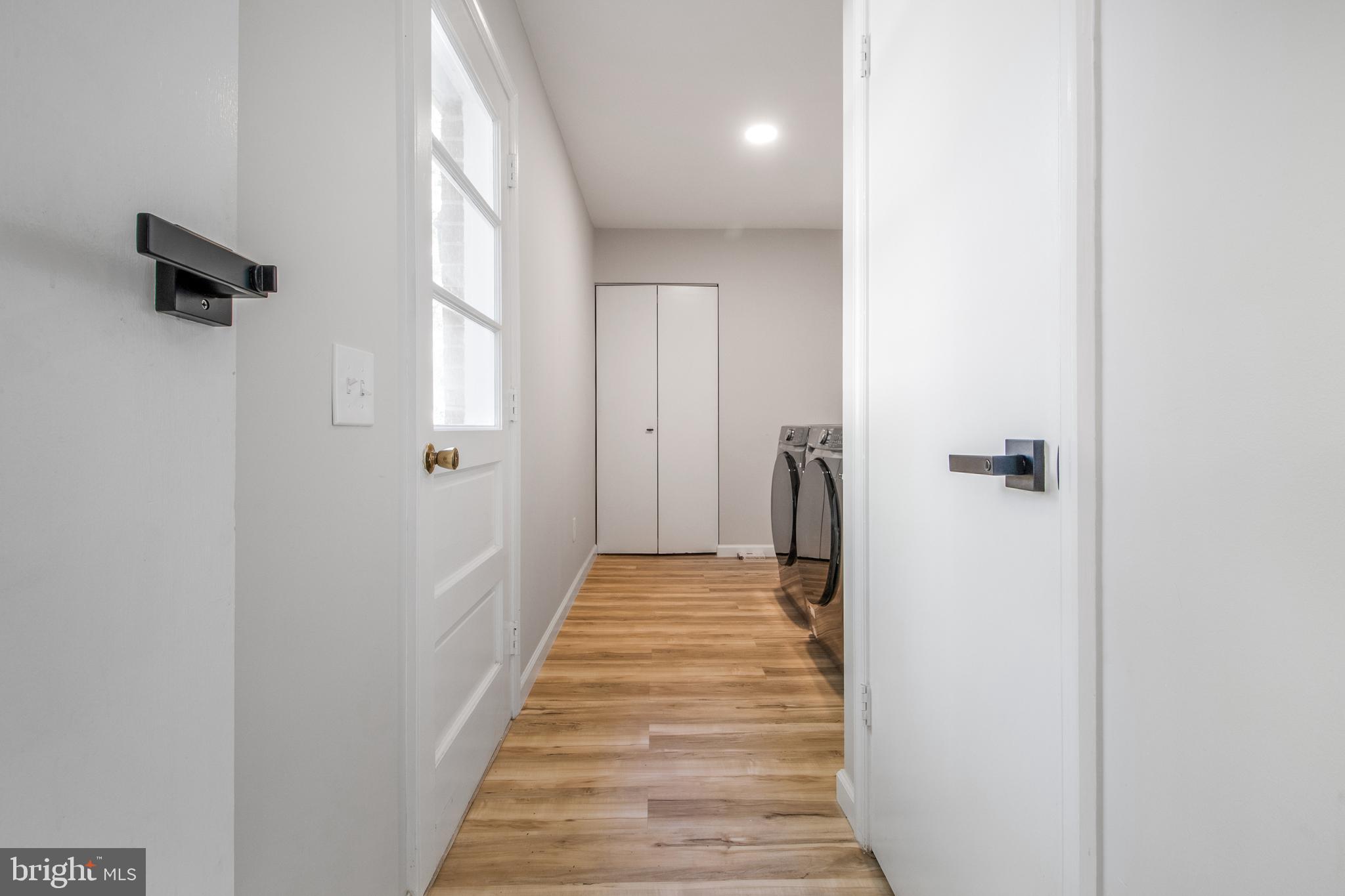 FOX HILLS - Residential