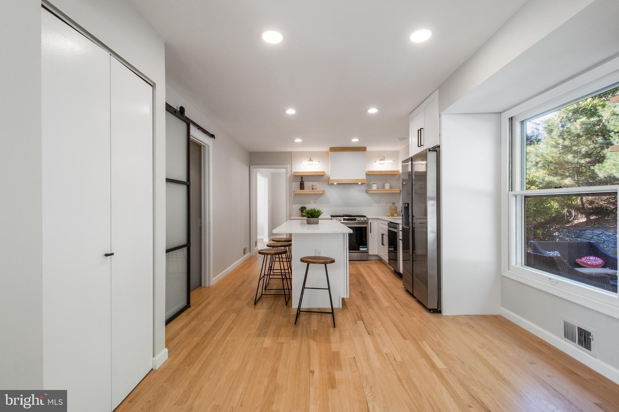 FOX HILLS - Residential