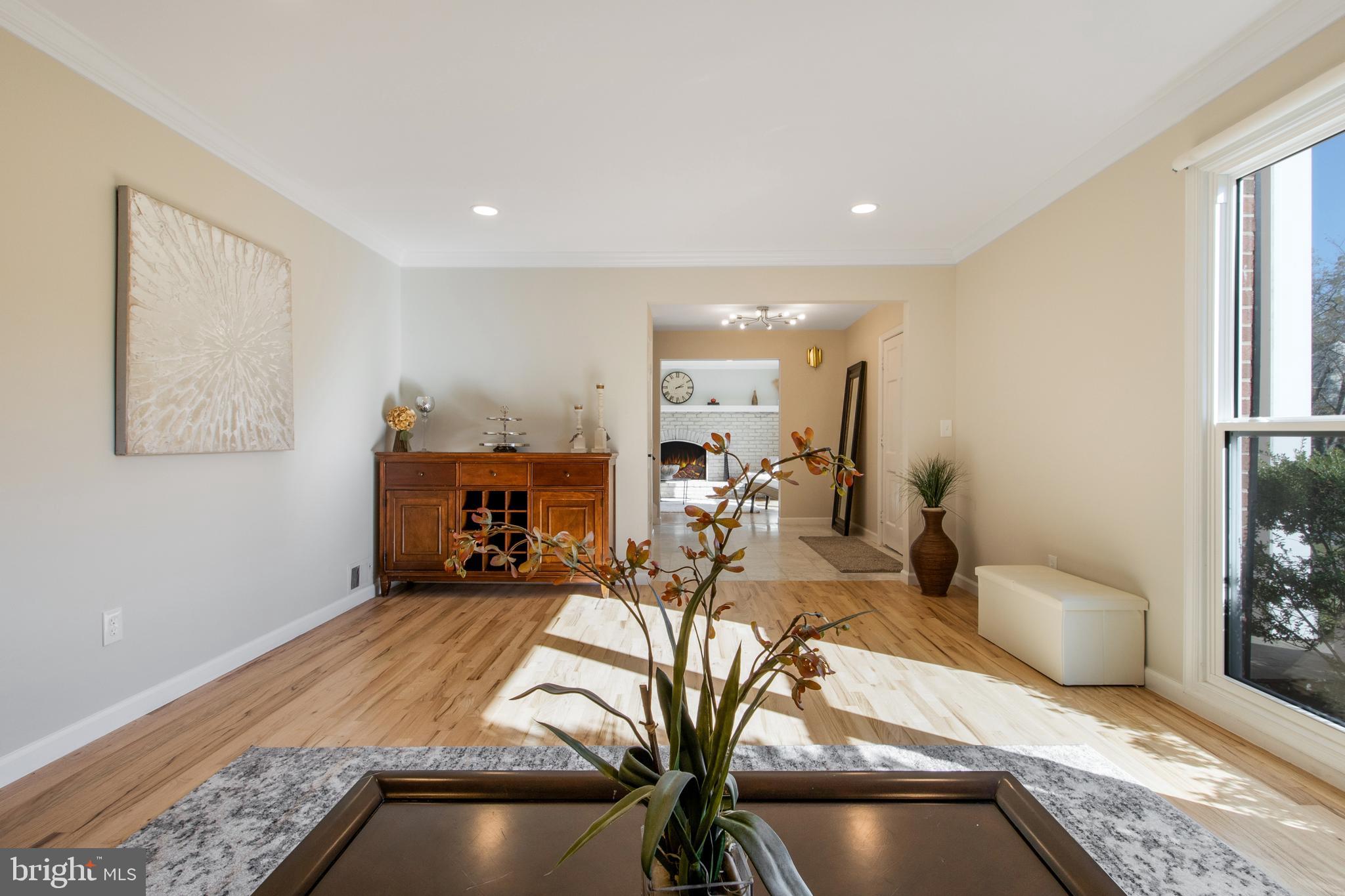 FOX HILLS - Residential