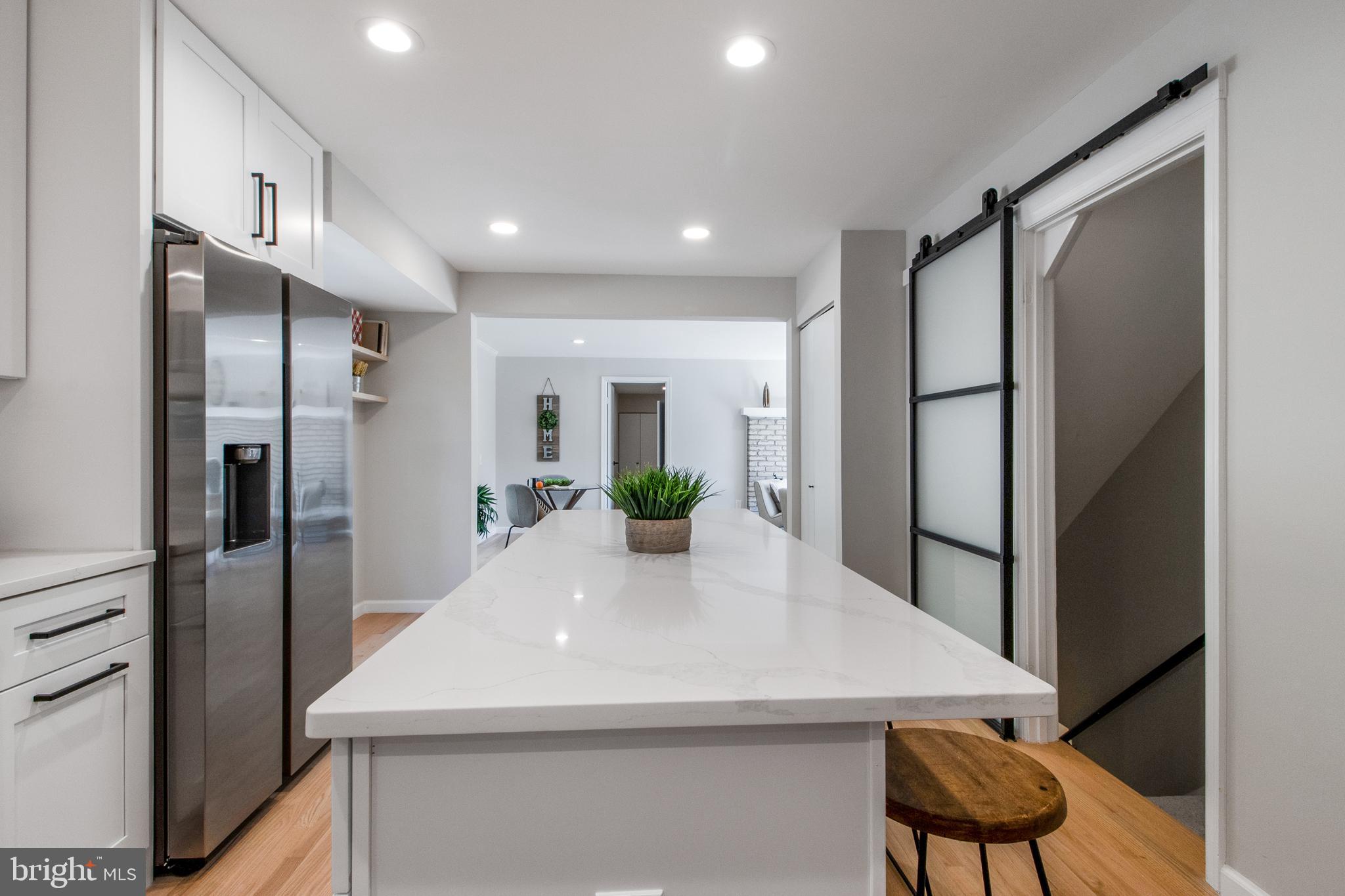 FOX HILLS - Residential