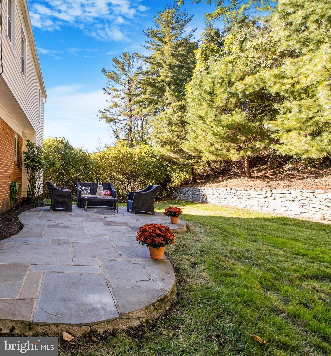 FOX HILLS - Residential