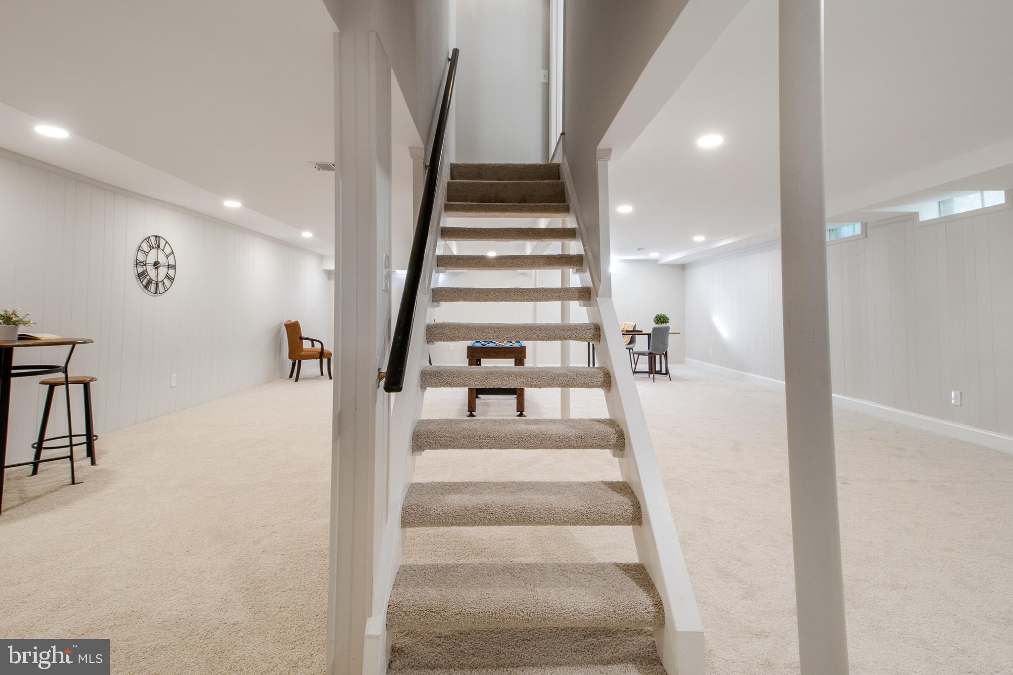 FOX HILLS - Residential