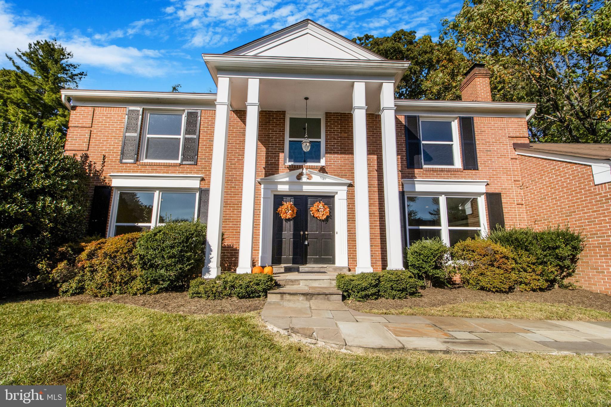 FOX HILLS - Residential