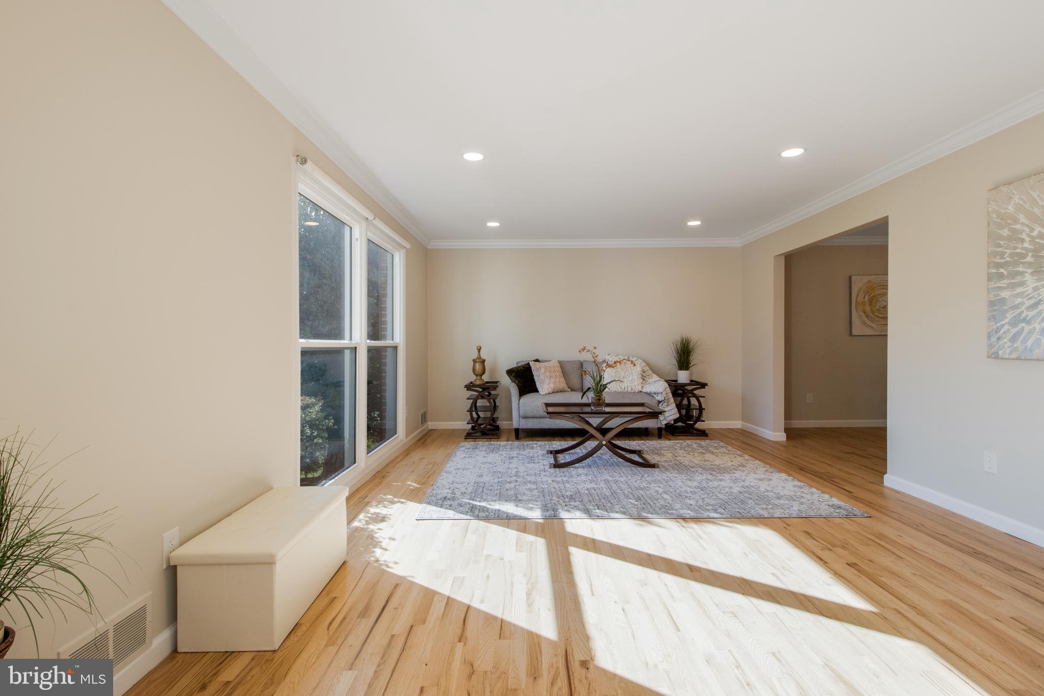 FOX HILLS - Residential