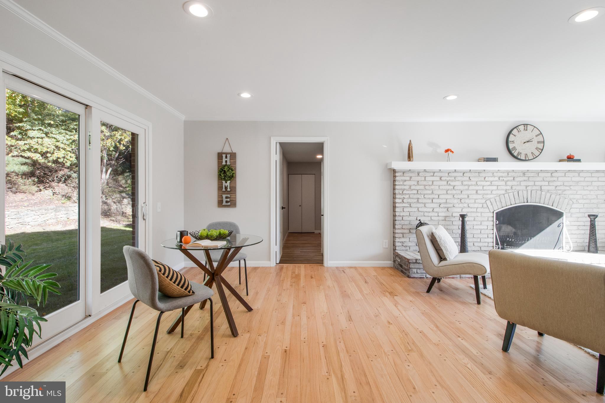 FOX HILLS - Residential