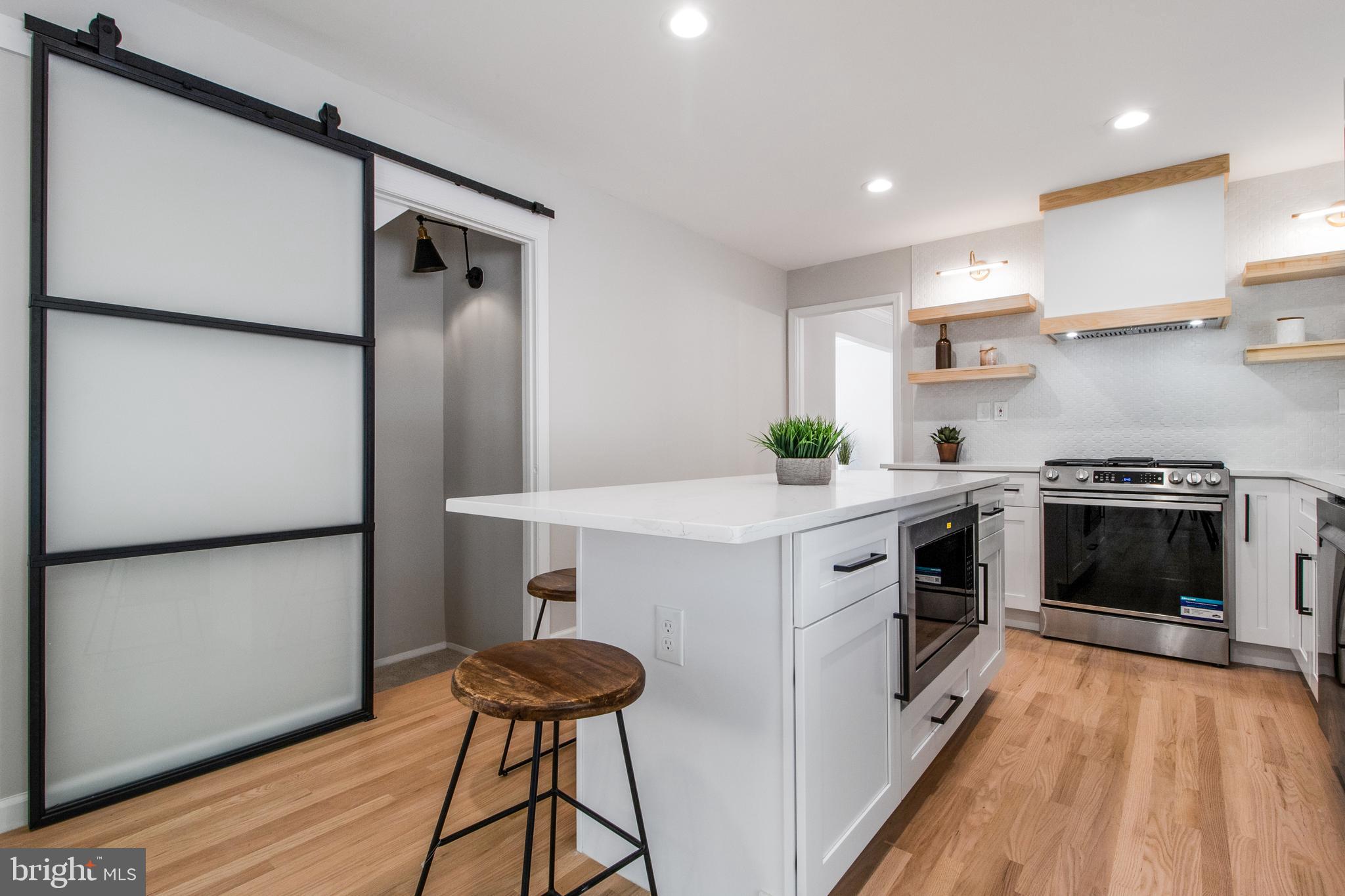 FOX HILLS - Residential