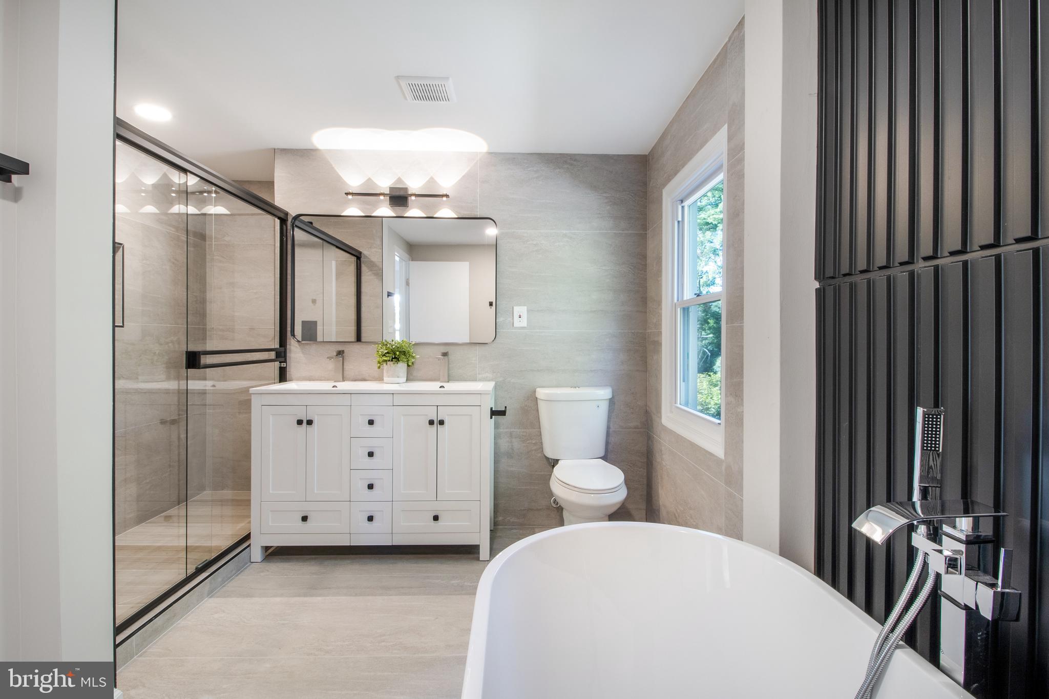 FOX HILLS - Residential