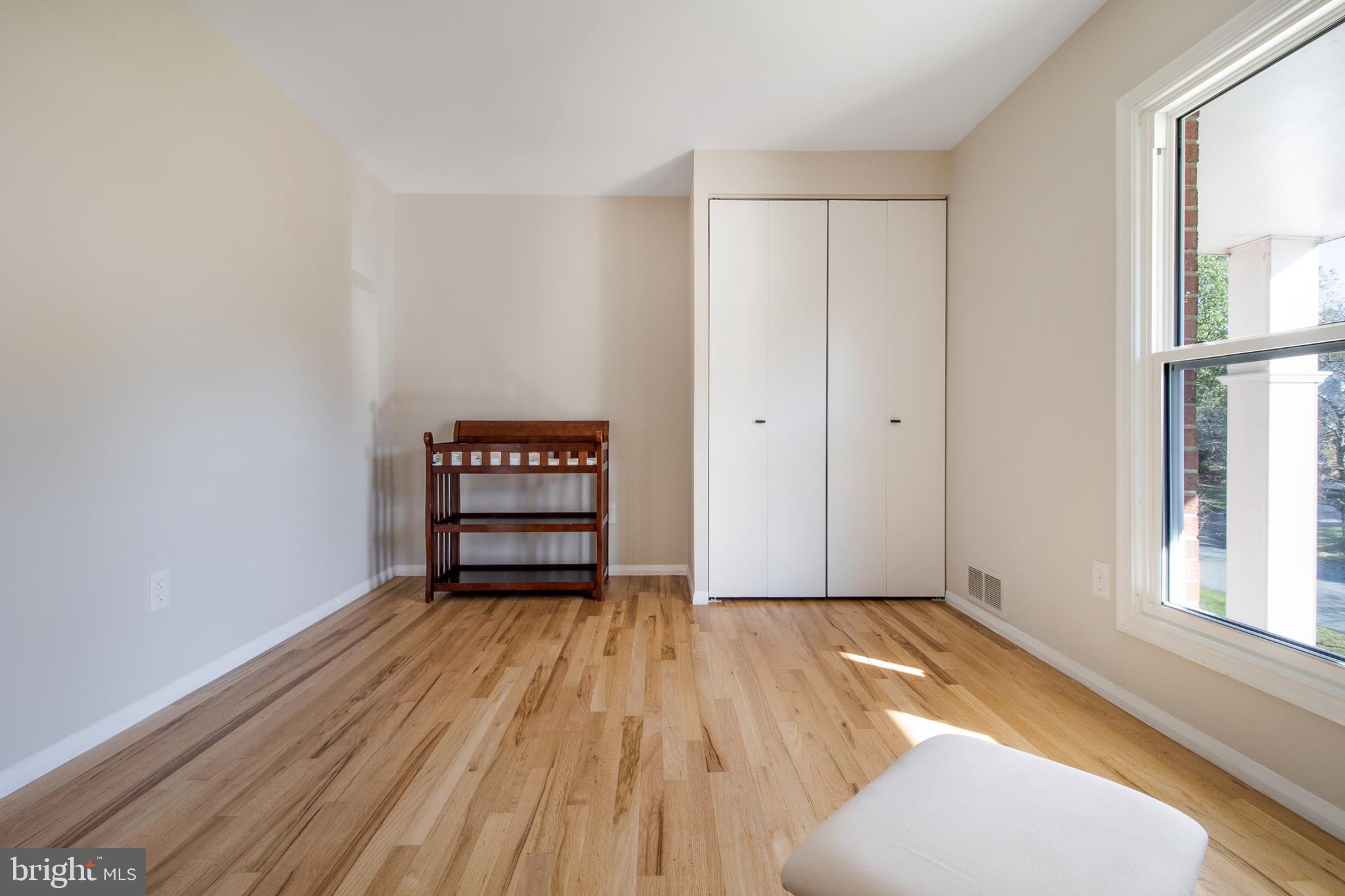 FOX HILLS - Residential