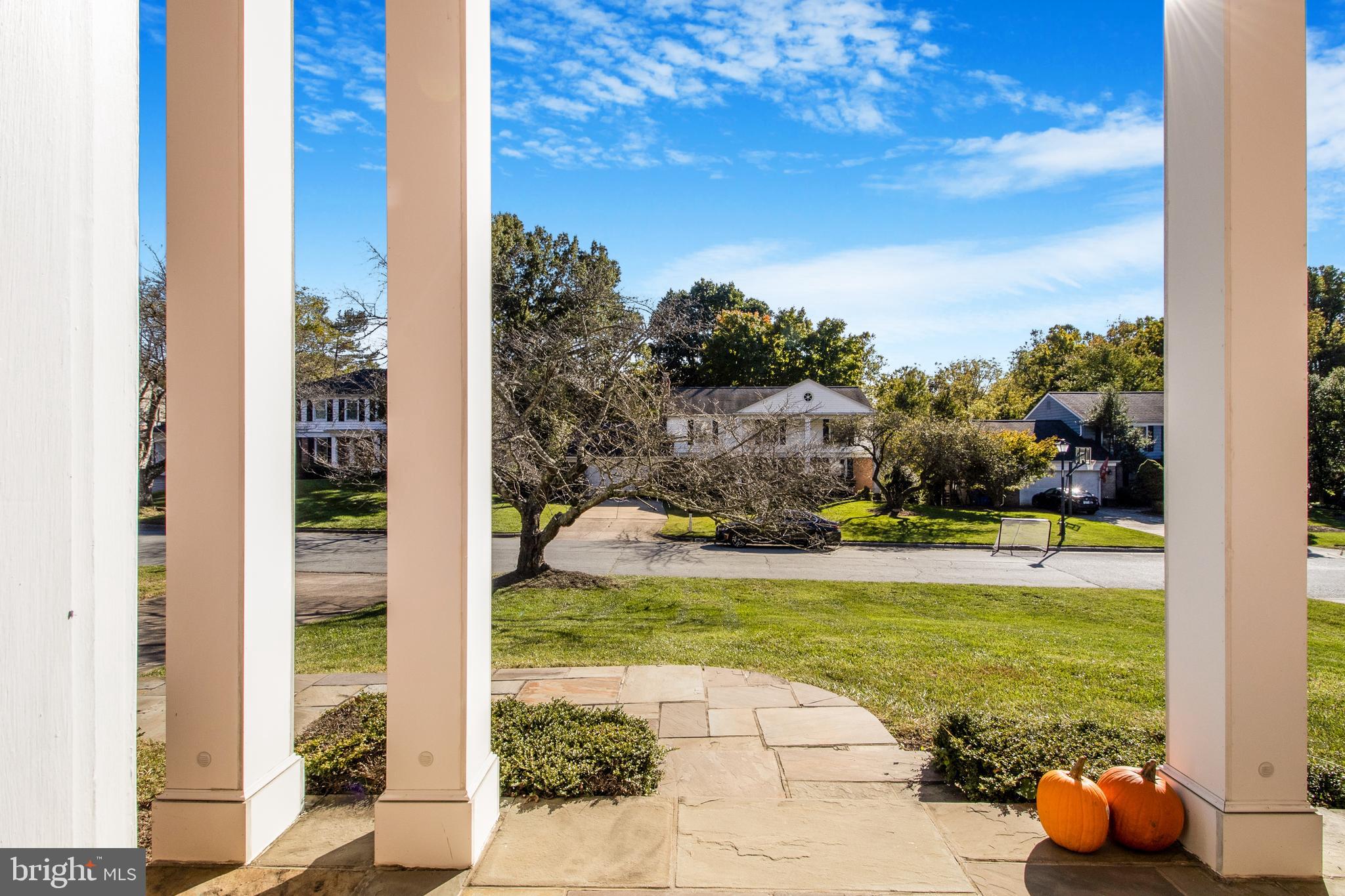 FOX HILLS - Residential