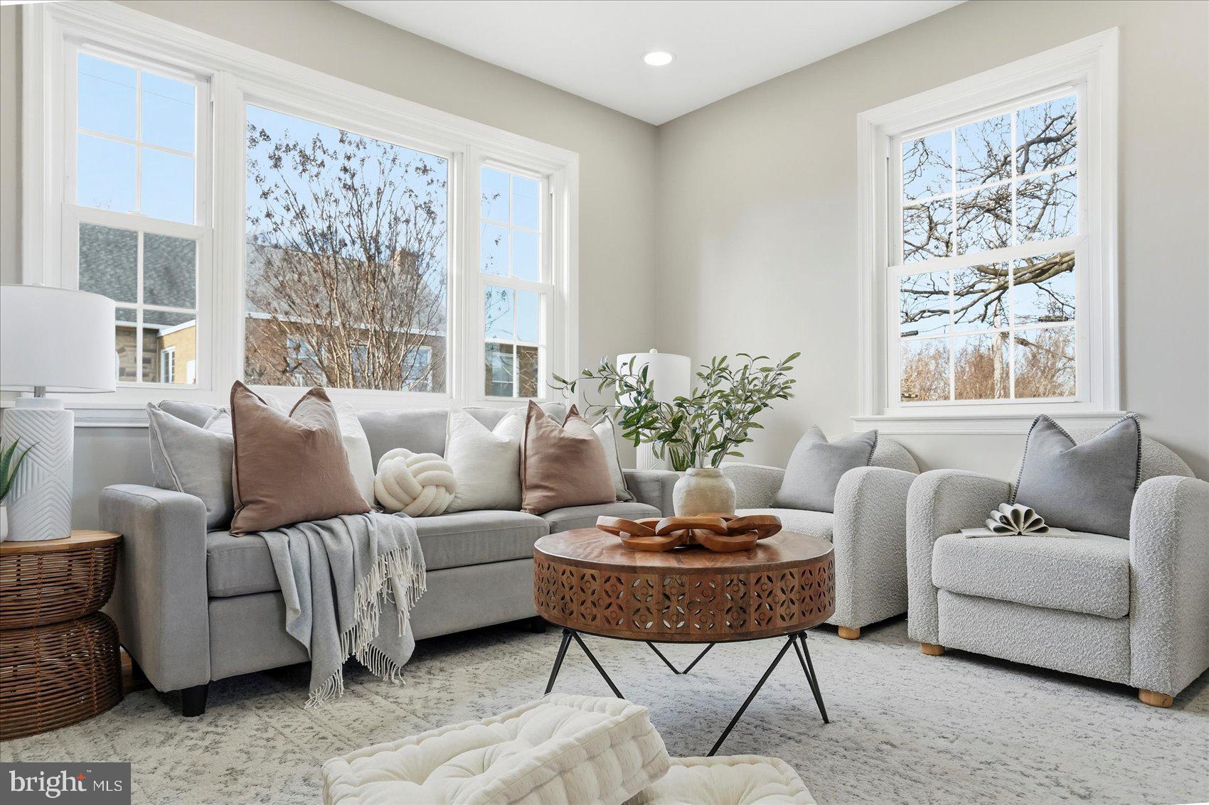 BALTIMORE HIGHLANDS - Residential