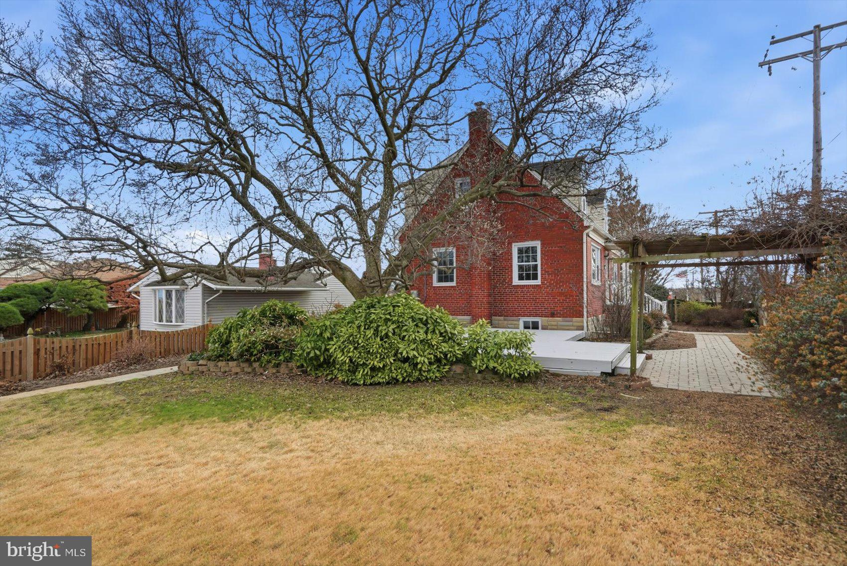 BALTIMORE HIGHLANDS - Residential