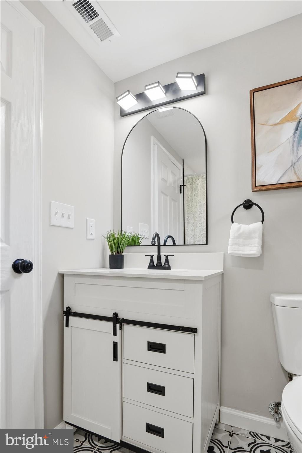 BALTIMORE HIGHLANDS - Residential